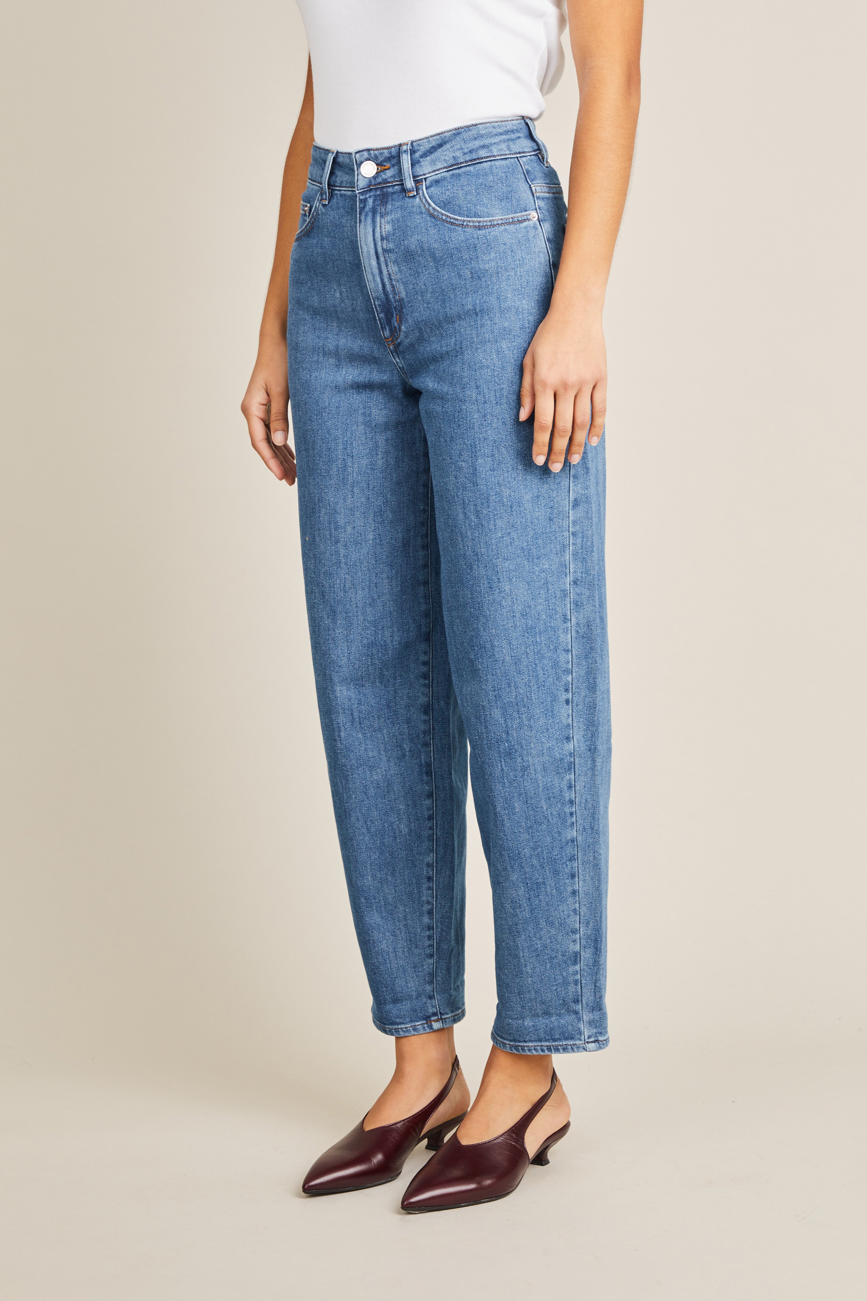 le-pantalon-jeans-femme-balloon-middle-blue-jean-large-bleu image 4