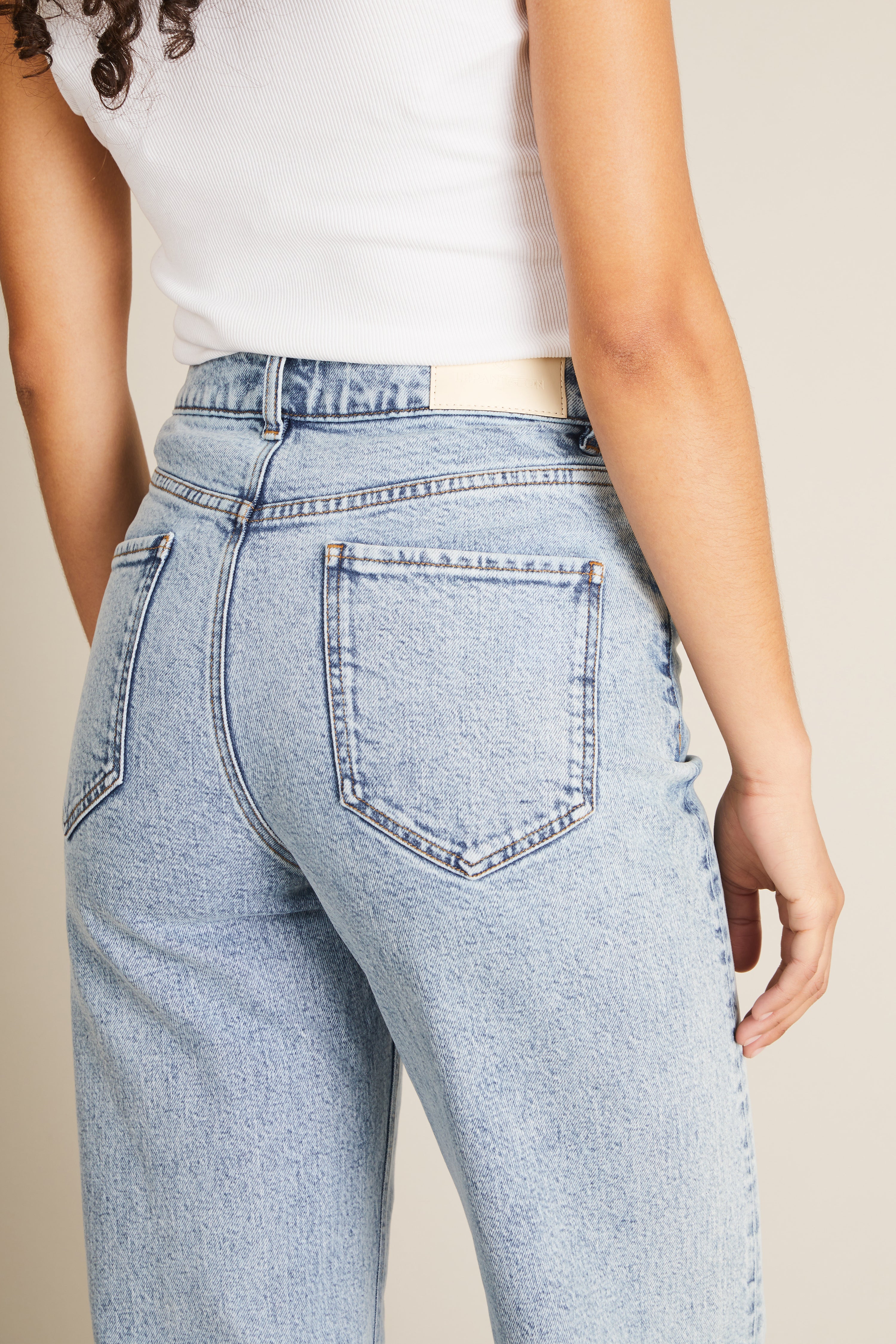 le-pantalon-jean-wideleg-bleached-jean-femme-taille-haute image 8