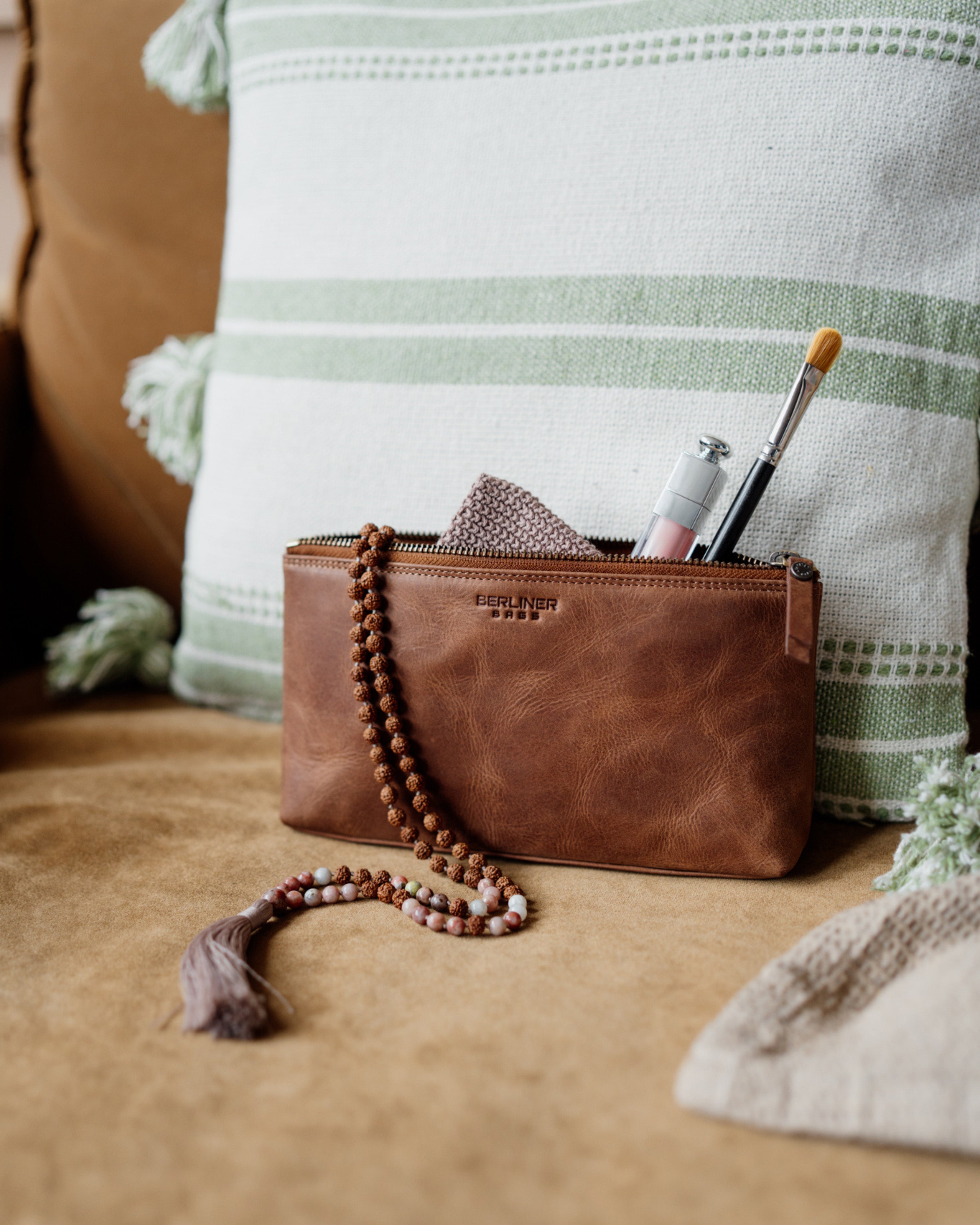 berliner-bags-anna-s-trousse-cuir-camel-coton image 6