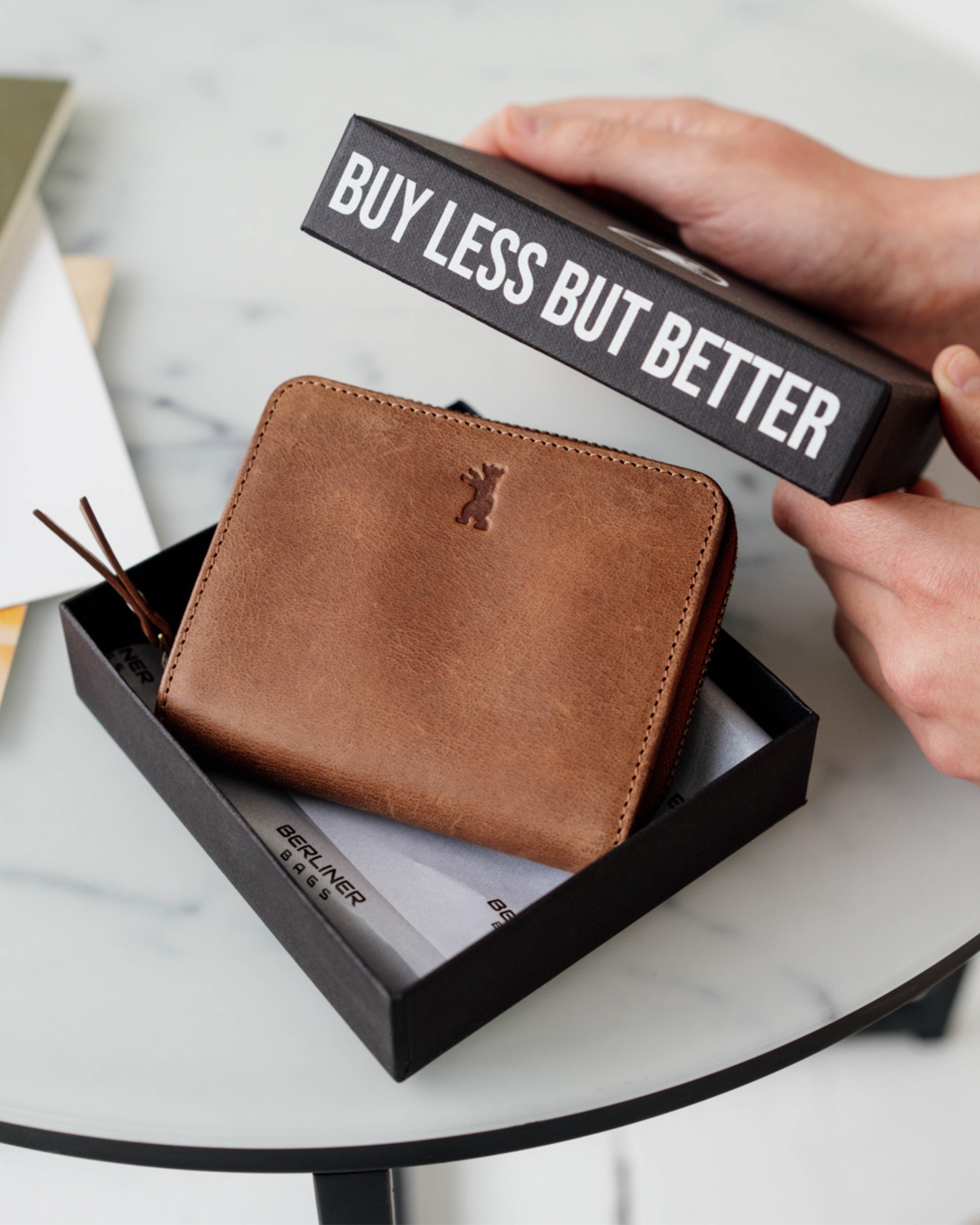 berliner-bags-sara-portefeuille-cuir-femme-camel-compact image 8