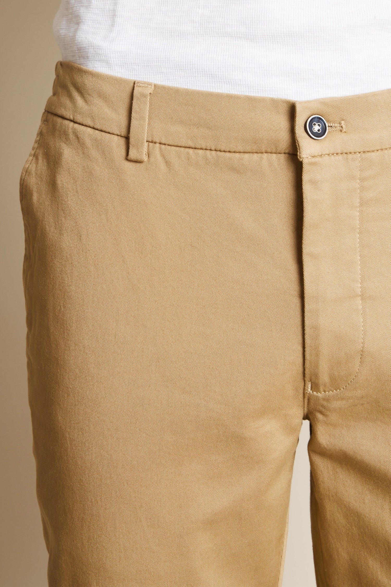 le-pantalon-chinos-homme-easy-beige-chino-semi-slim image 4