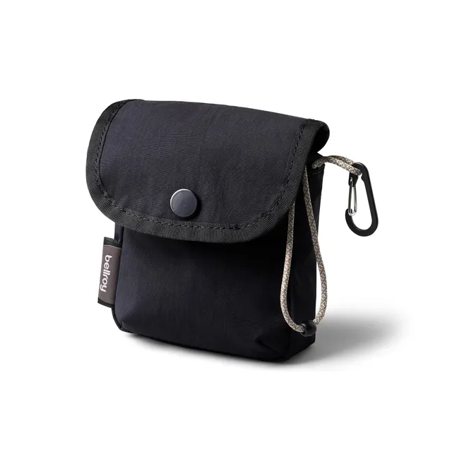 bellroy-cinch-pocket-pochette-noire-cordon-airtag image 1