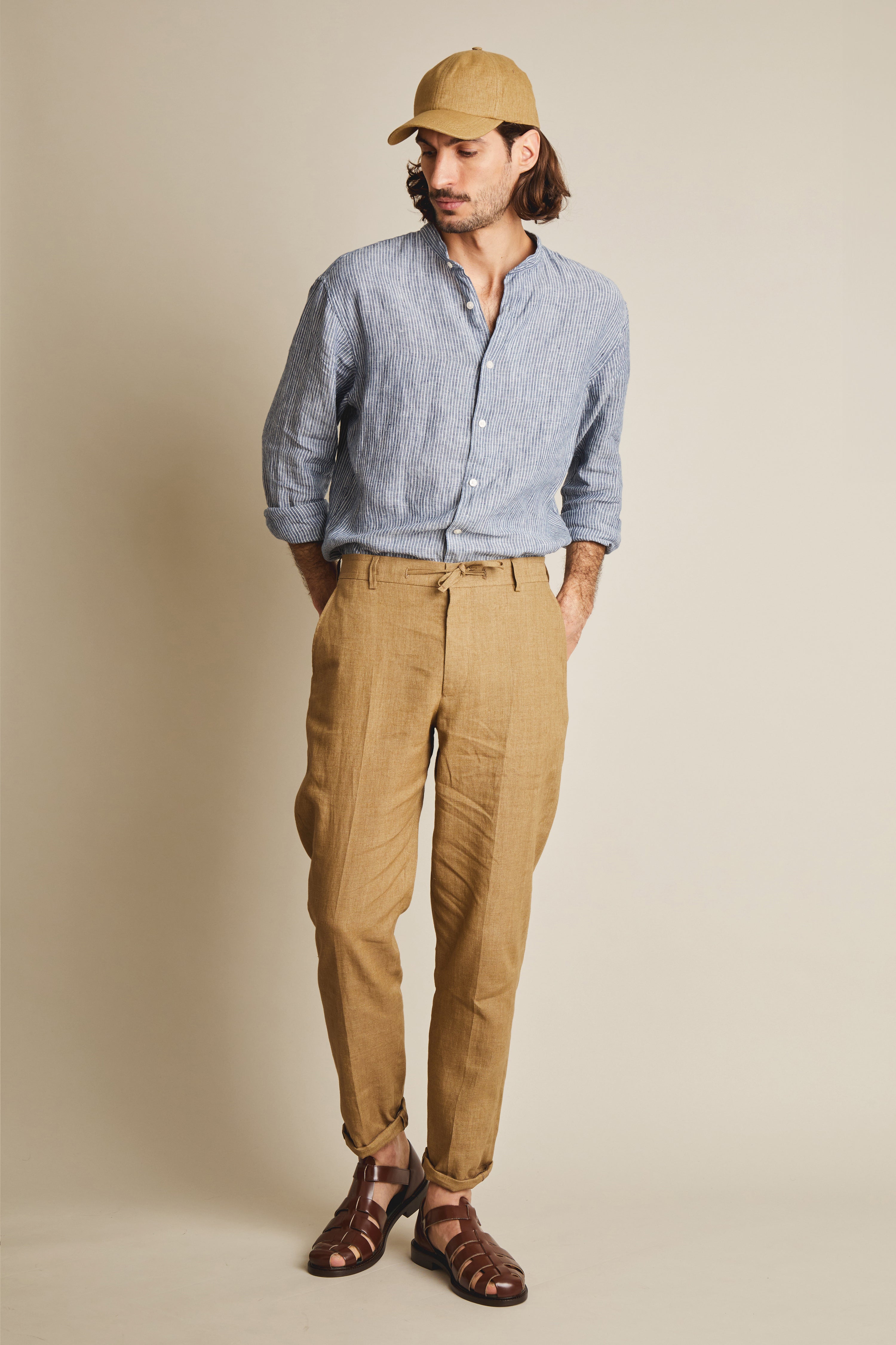 le-pantalon-lin-beige-fonc-chino-homme-coupe-carotte image 7