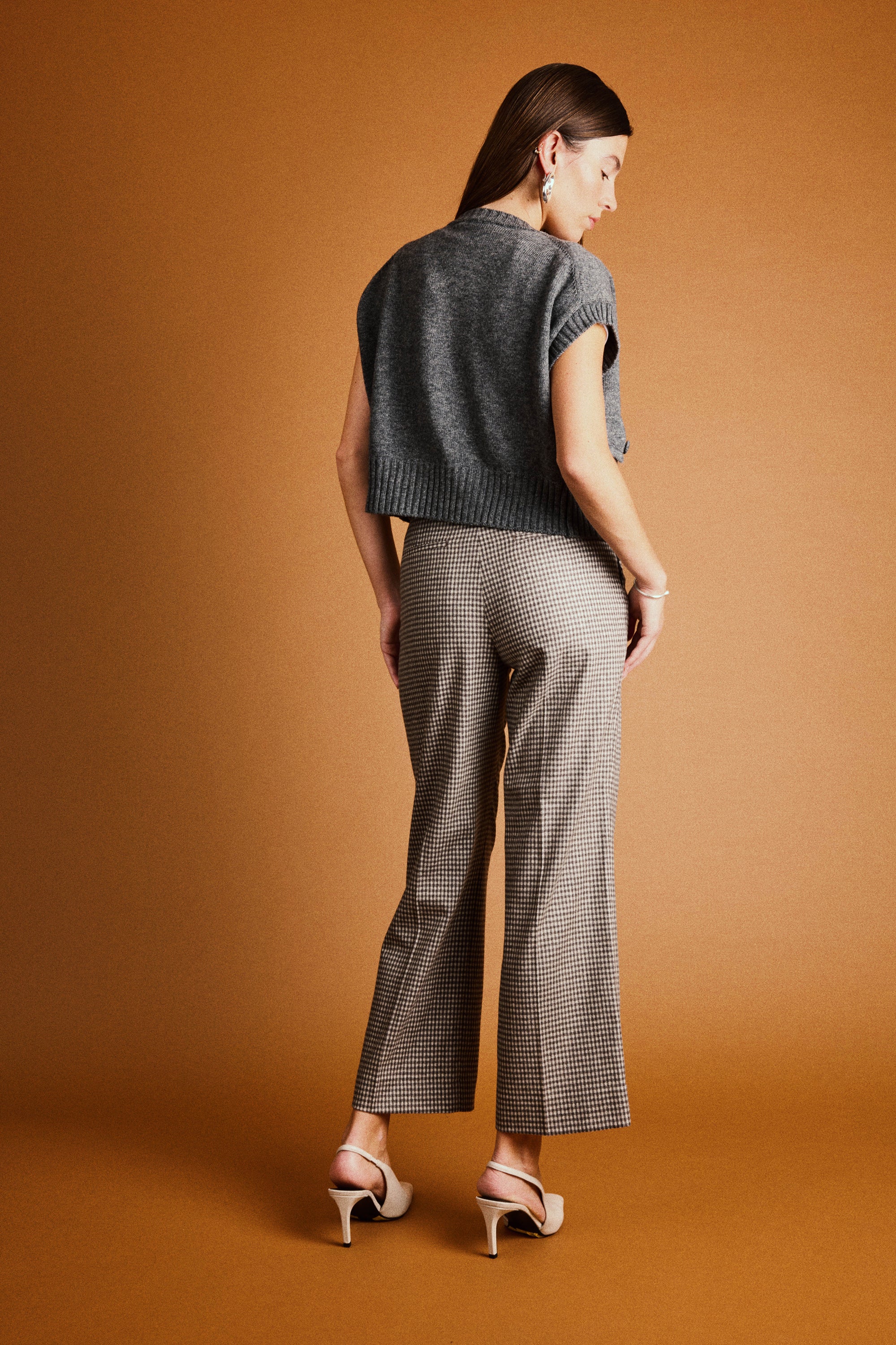 le-pantalon-flare-vichy-pantalon-flanelle-homme-marron-cachemire image 5