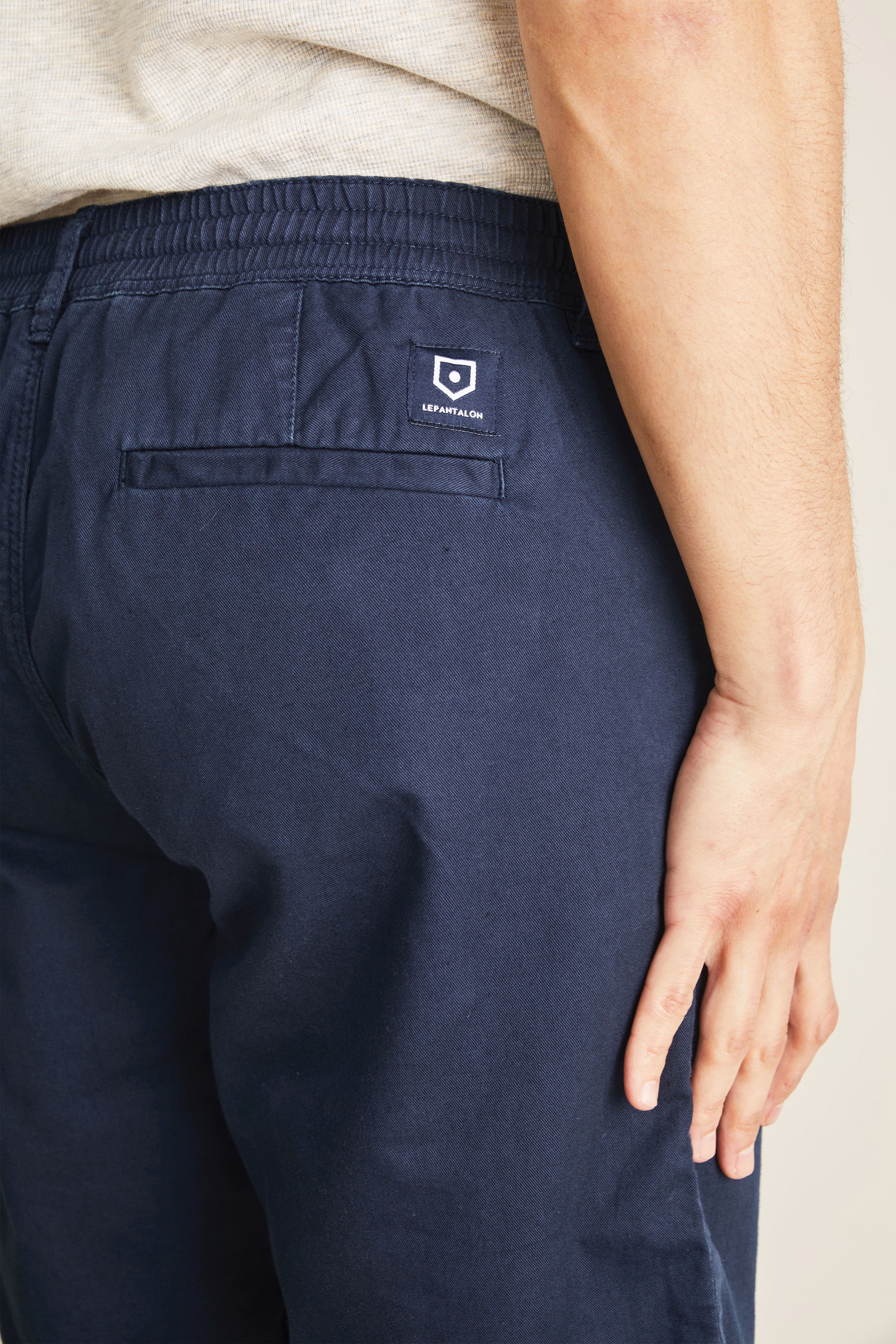 le-pantalon-bermudas-fatigue-short-bleu-marine-coton-lin image 2
