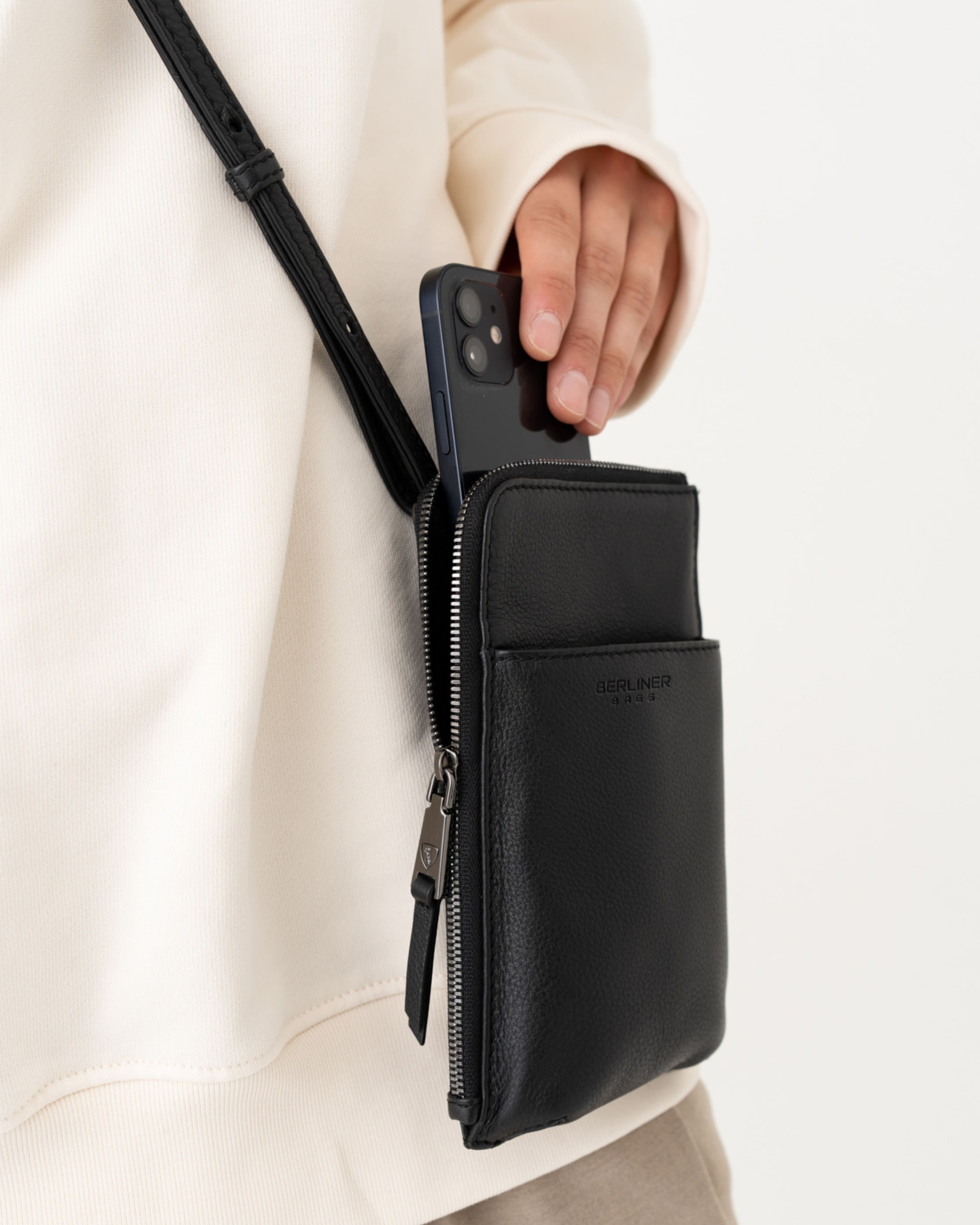 berliner-bags-kim-sac-bandouli-re-cuir-noir image 7