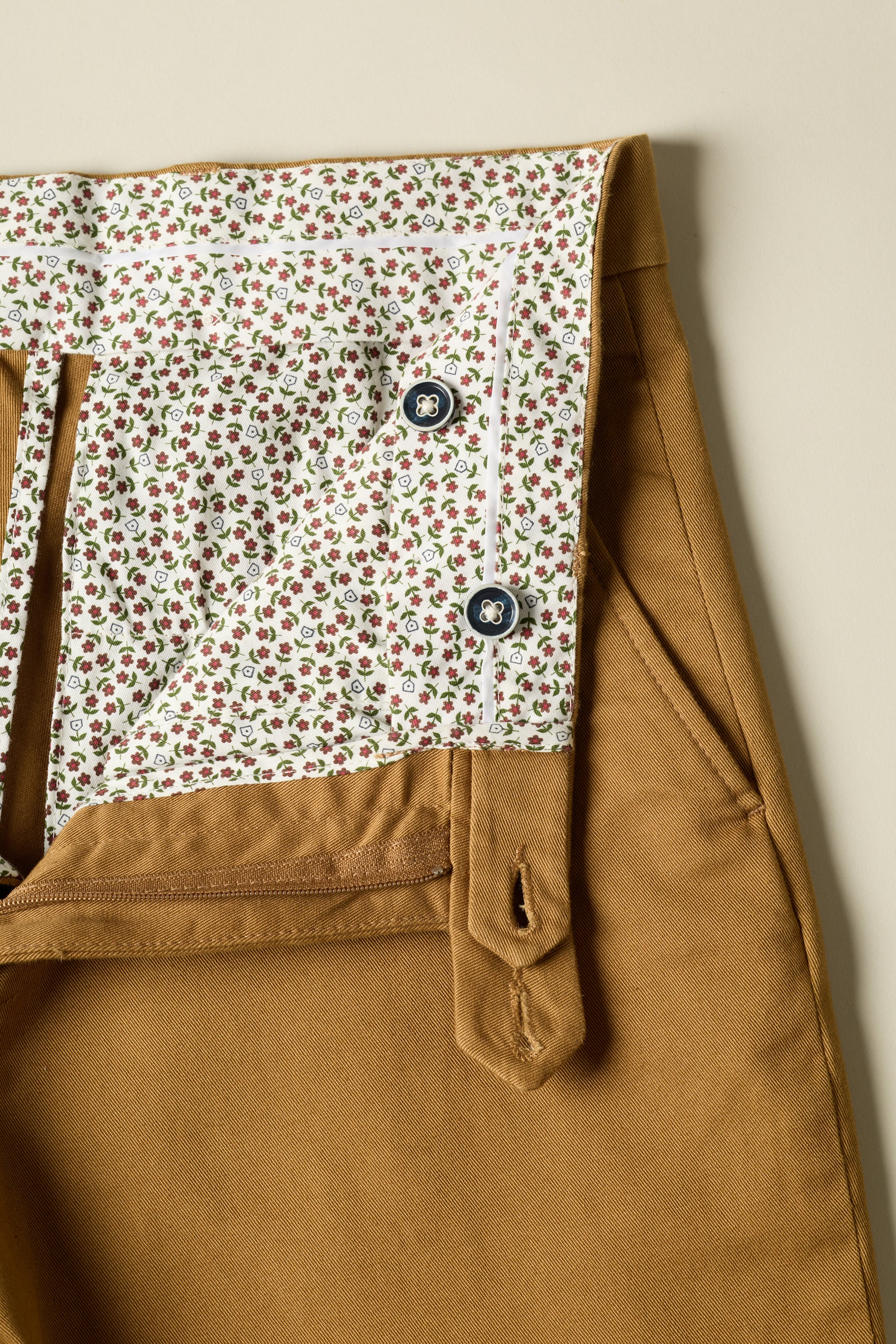 le-pantalon-chinos-fm-lpc-38-chino-beige-fonc-coton image 2