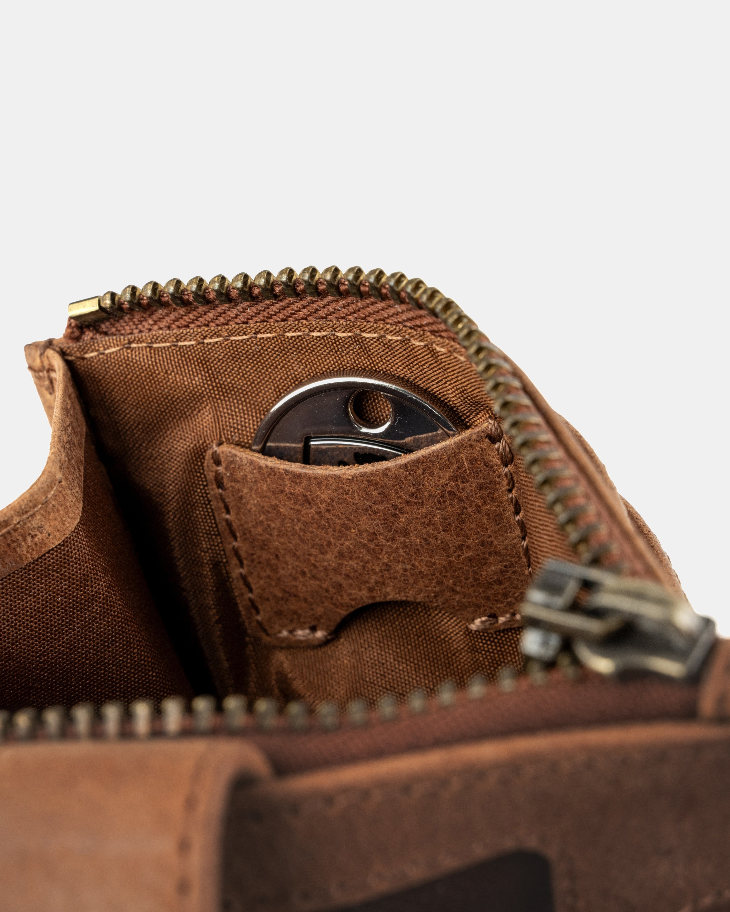 berliner-bags-jane-portefeuille-camel-slim-rfid image 8