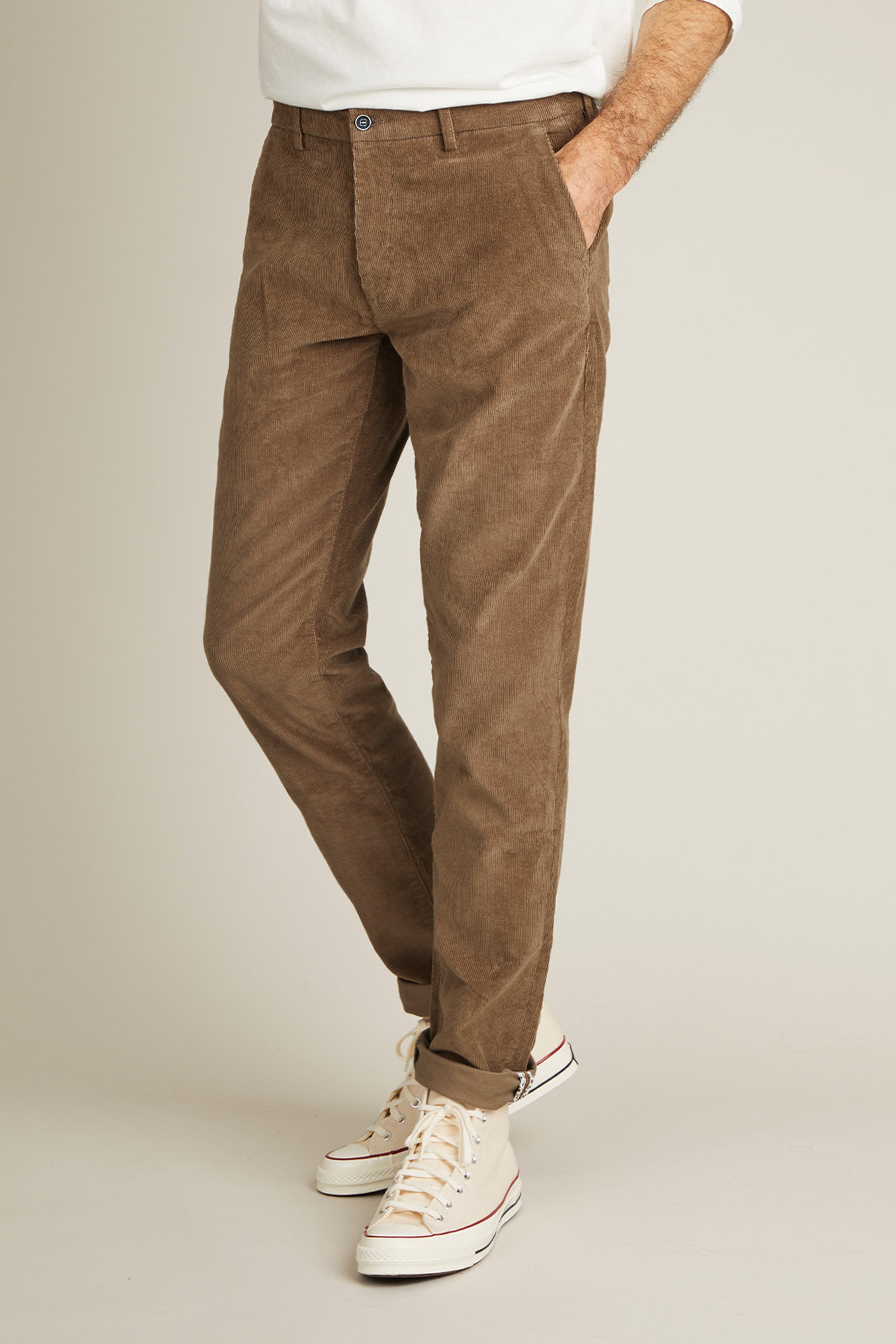 le-pantalon-chino-velours-tabac-chino-homme-semi-slim image 5