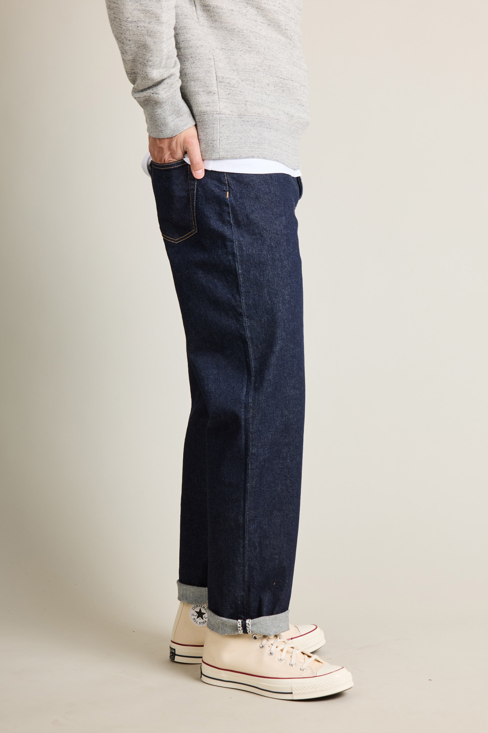 le-pantalon-jeans-homme-droit-brut-denim-candiani image 4