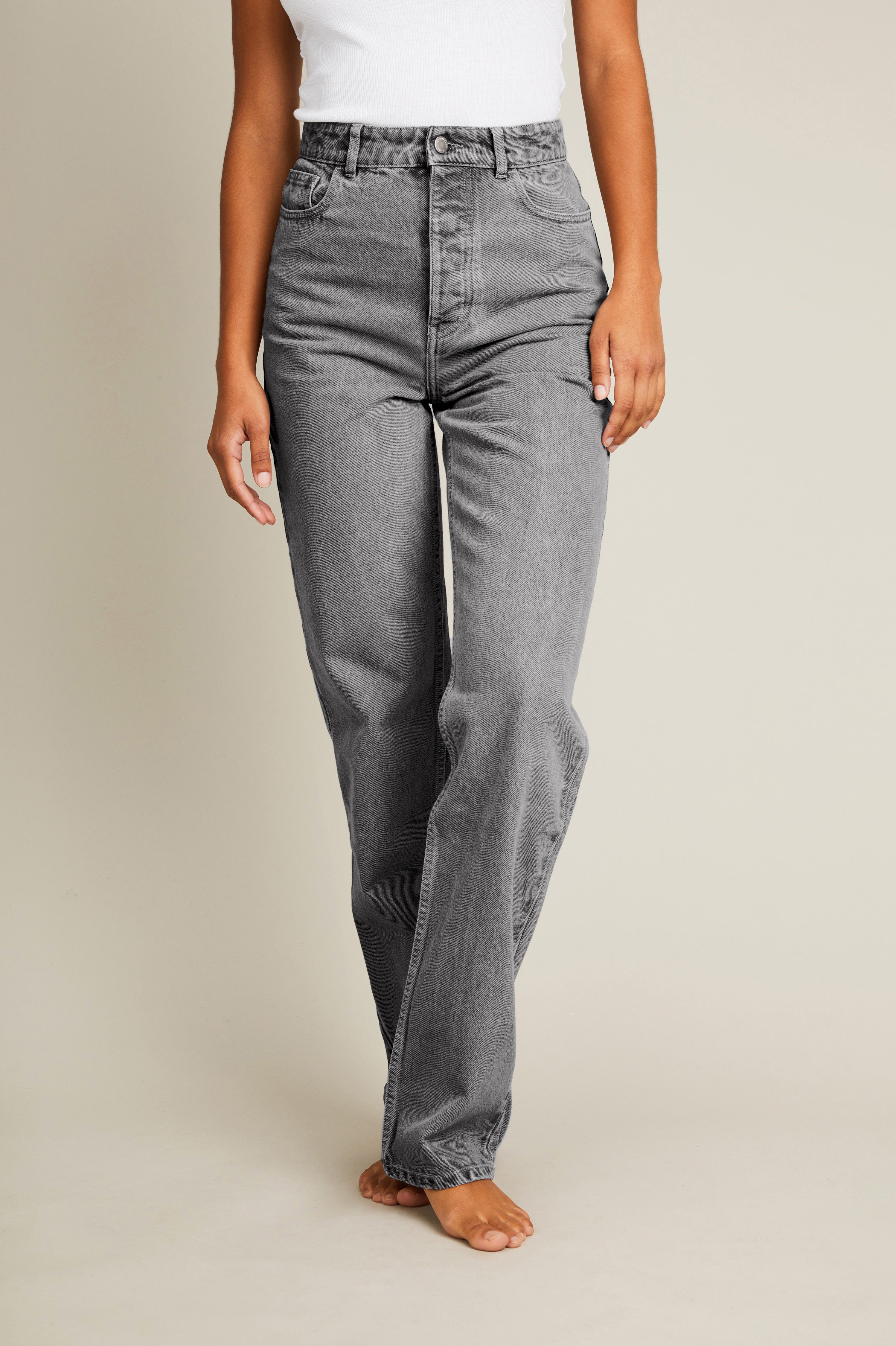 le-pantalon-jean-regular-gris-homme-coupe-droite-coton image 5