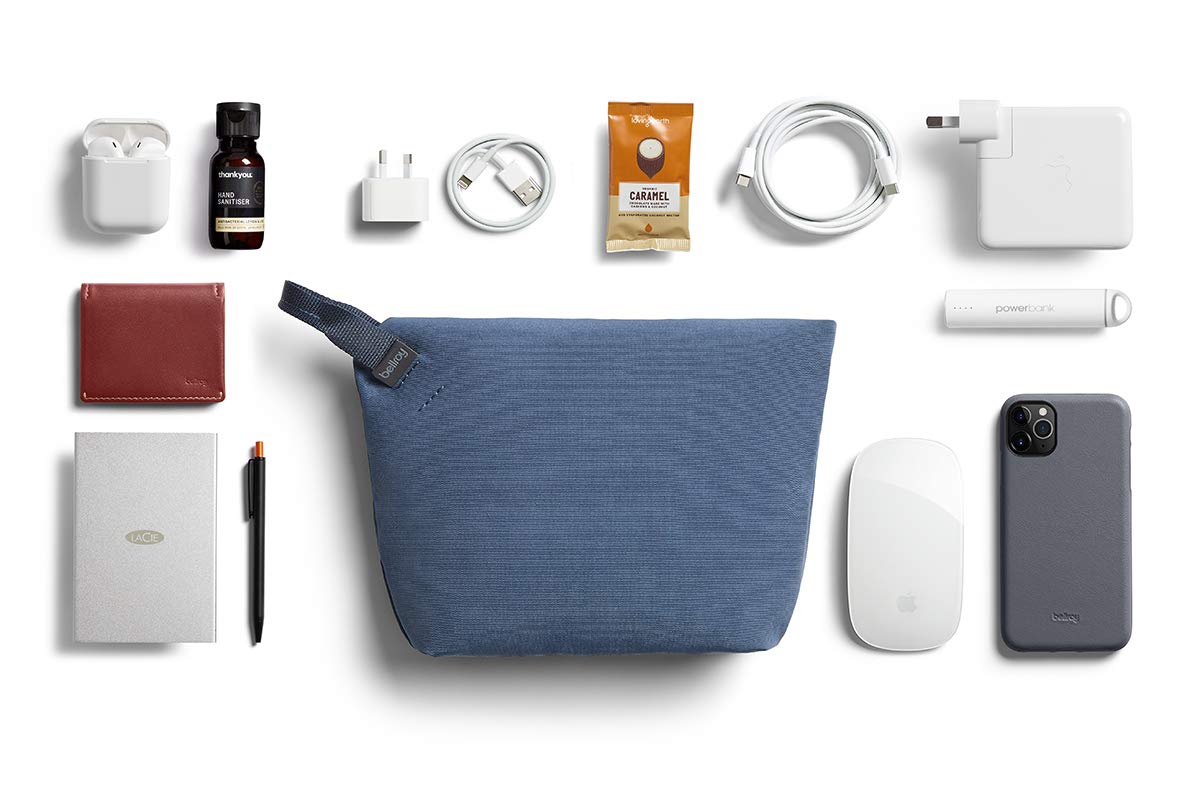 bellroy-standing-pouch-plus-pochette-tech-marine-blue image 7