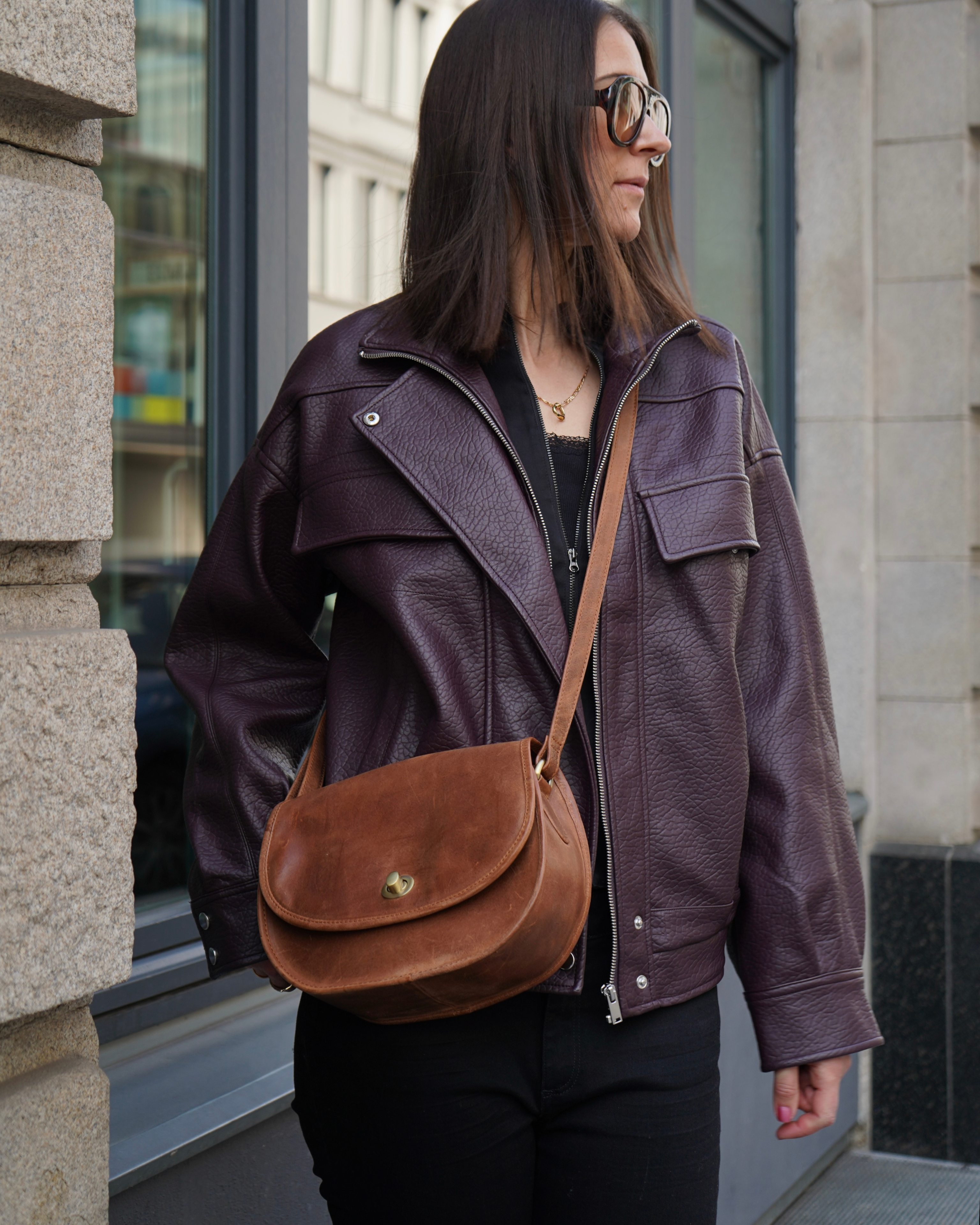 berliner-bags-pavia-2-0-sac-bandouli-re-cuir-camel image 2
