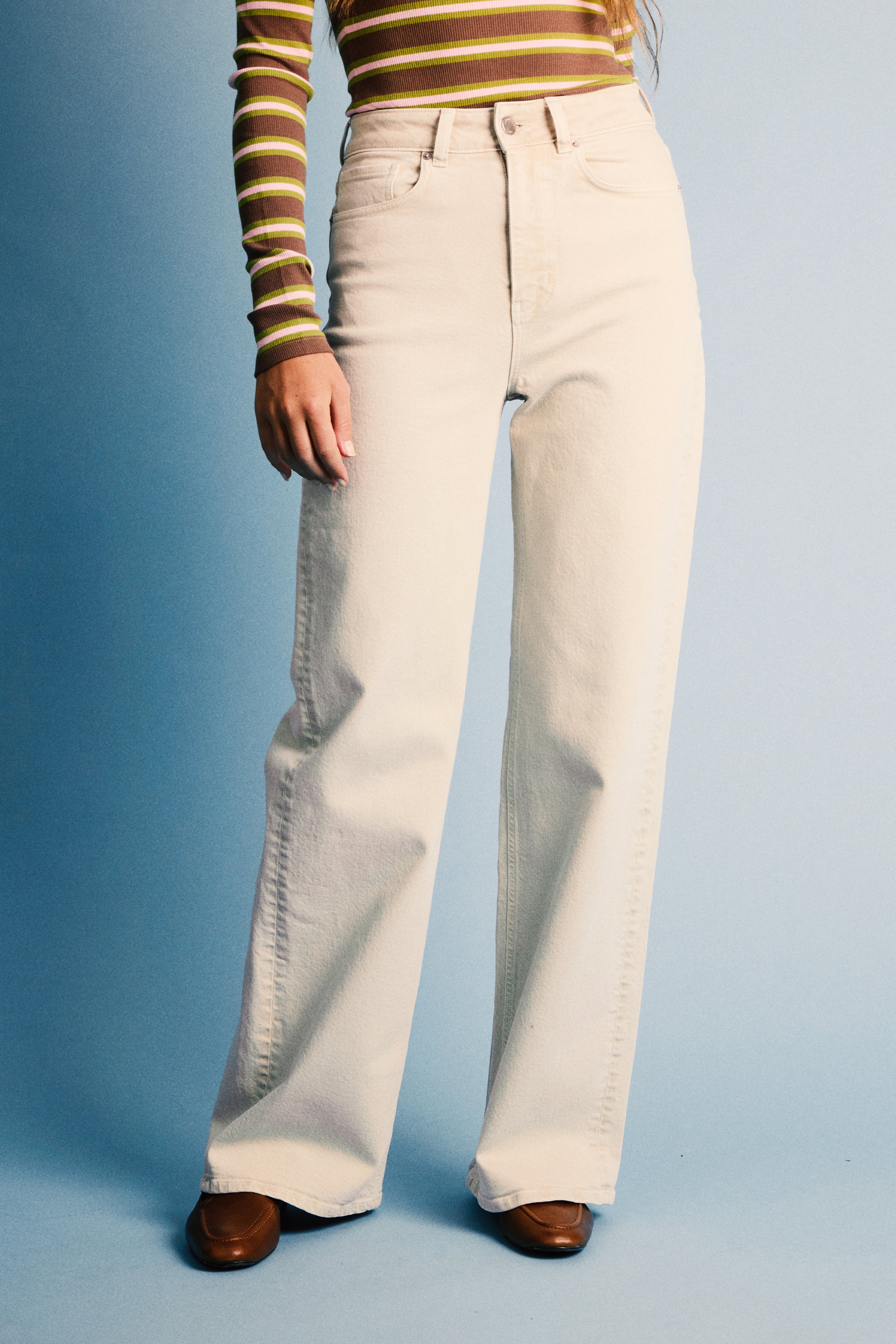 le-pantalon-jean-wideleg-sable-femme-taille-haute-large image 5