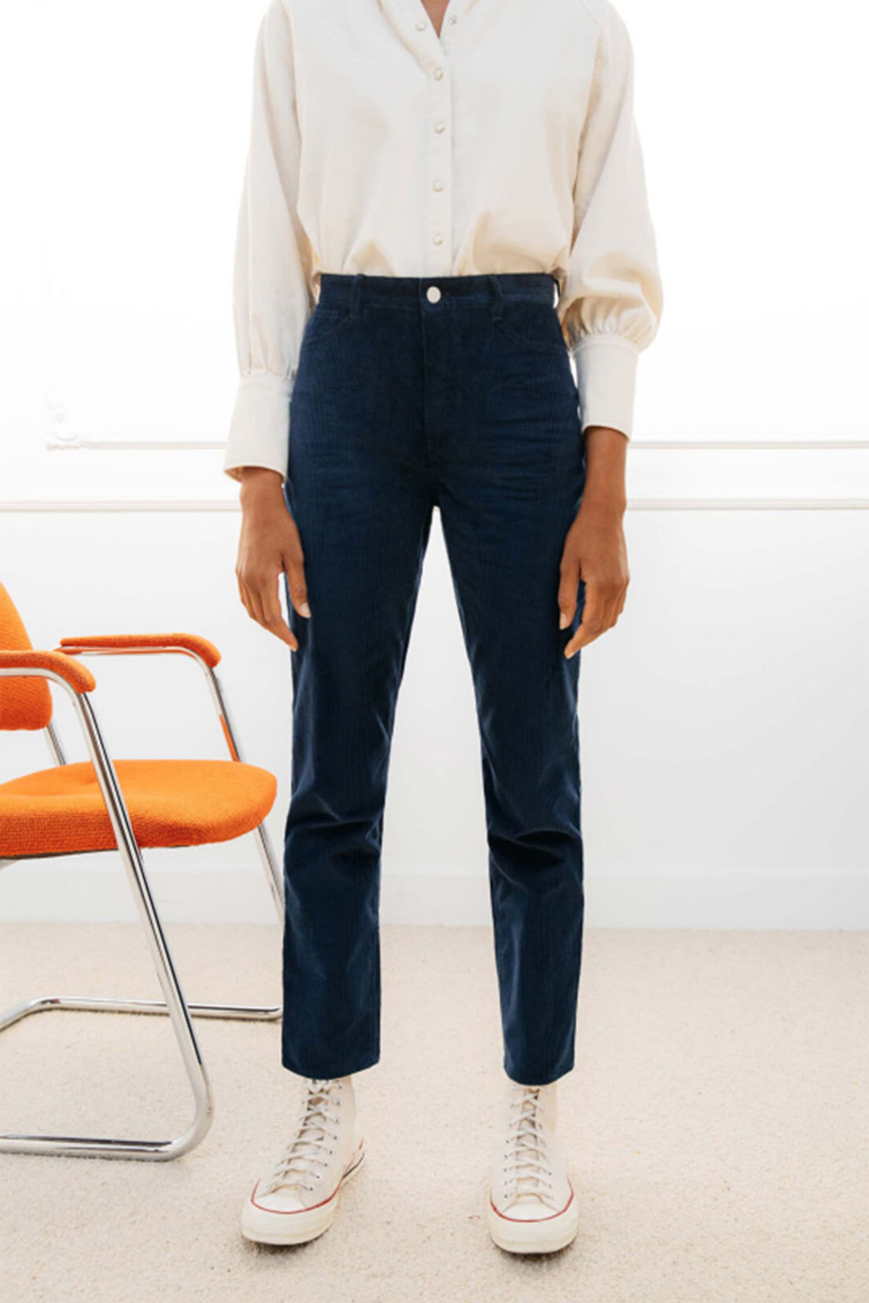 le-pantalon-velours-pantalon-droit-bleu-nuit-taille-haute image 2