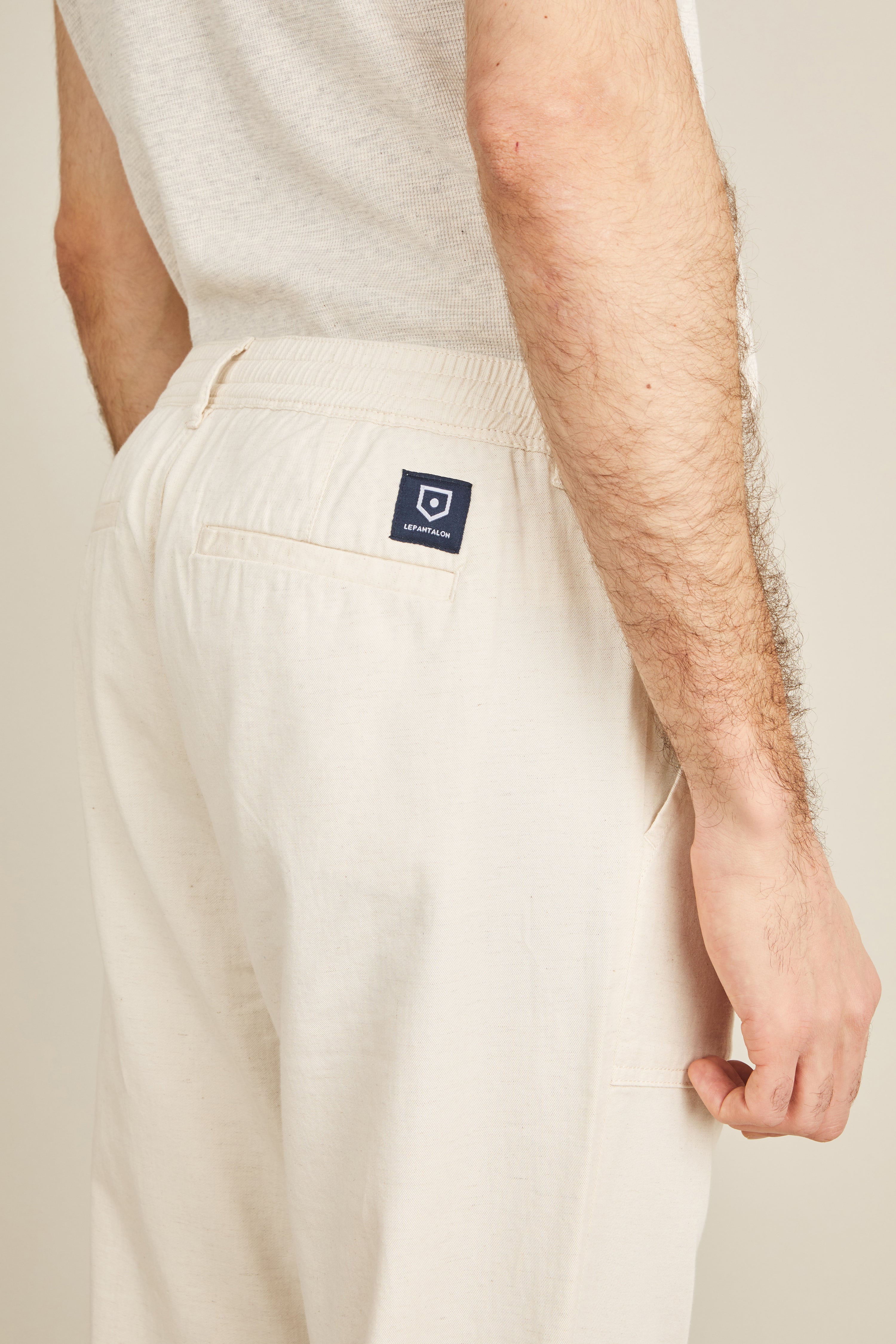 le-pantalon-fatigue-pantalon-cargo-cru-homme-lin image 2