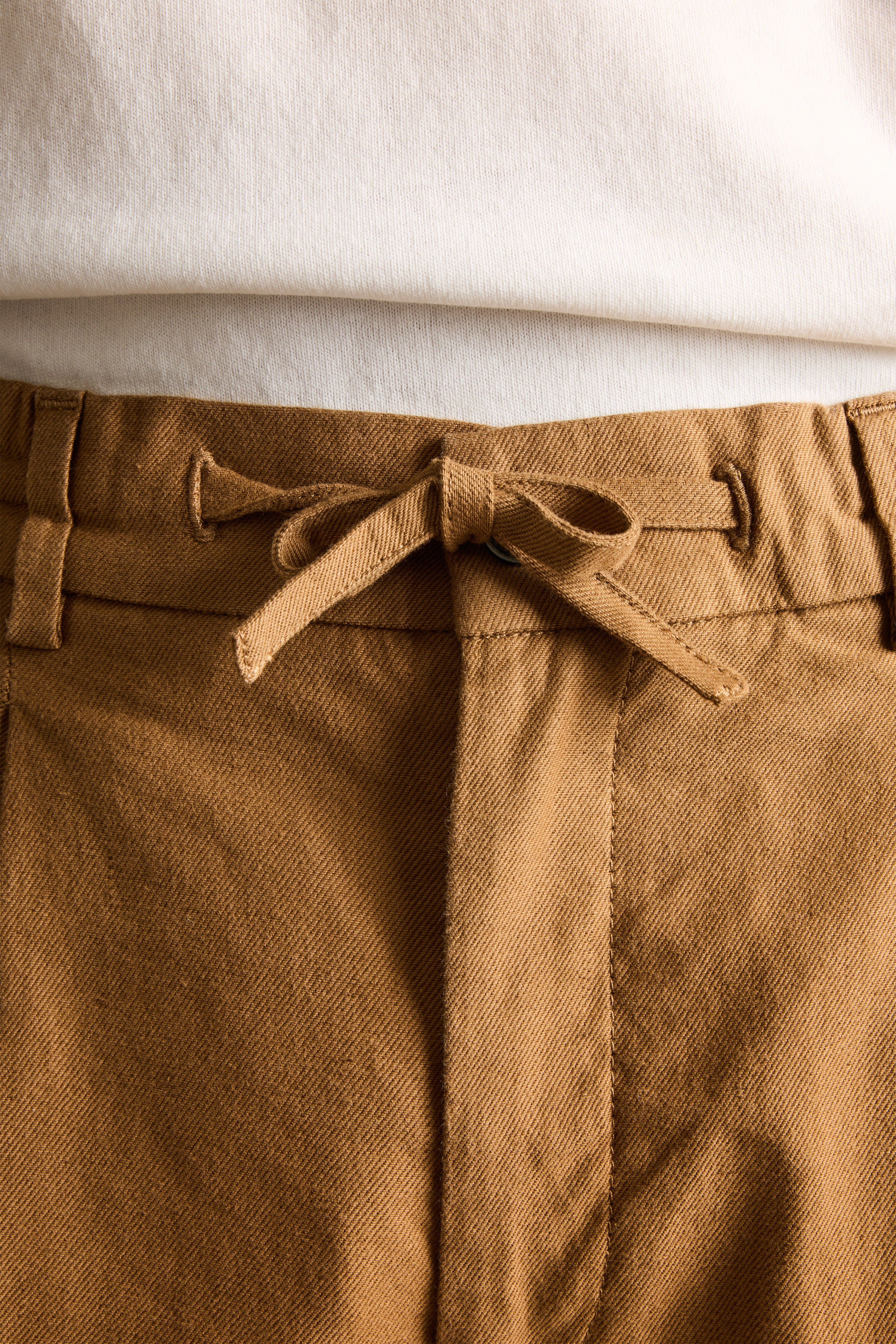 le-pantalon-bermuda-coton-lin-caramel-short-homme image 4