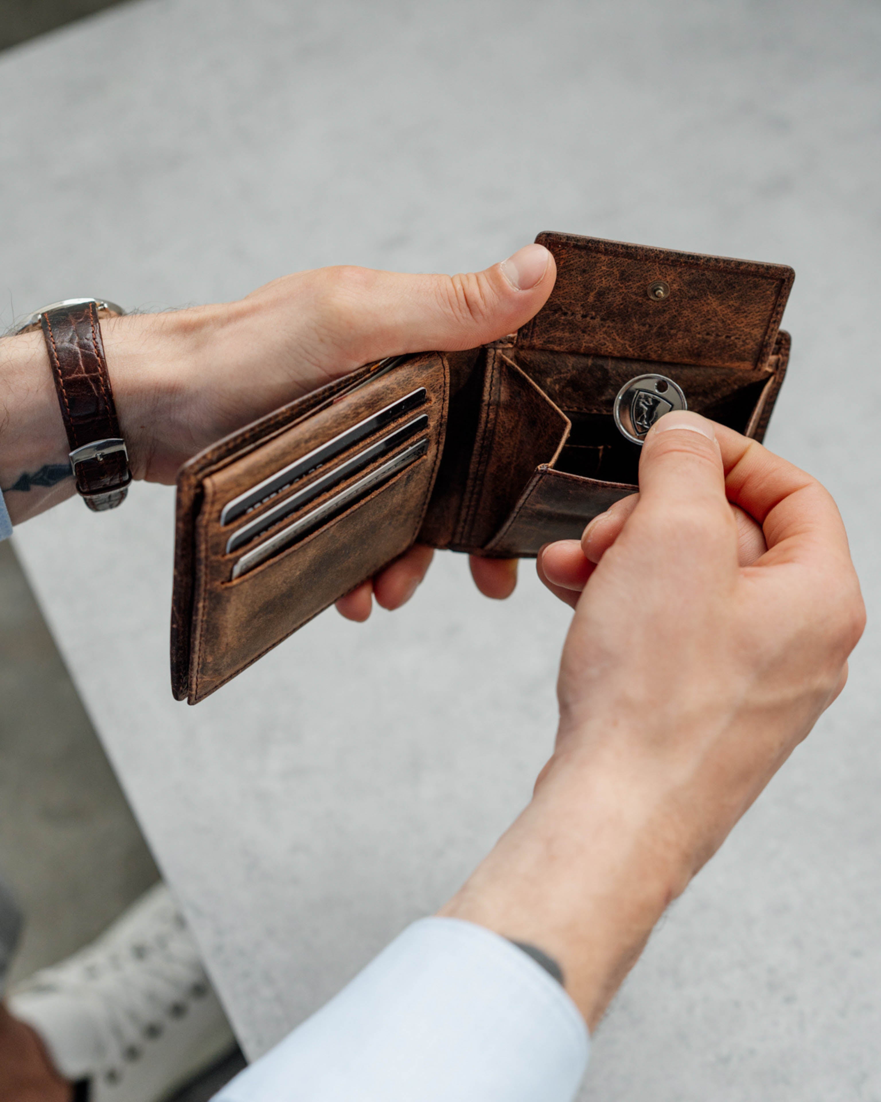 berliner-bags-peter-portefeuille-homme-cognac-cuir-rfid-slim image 2