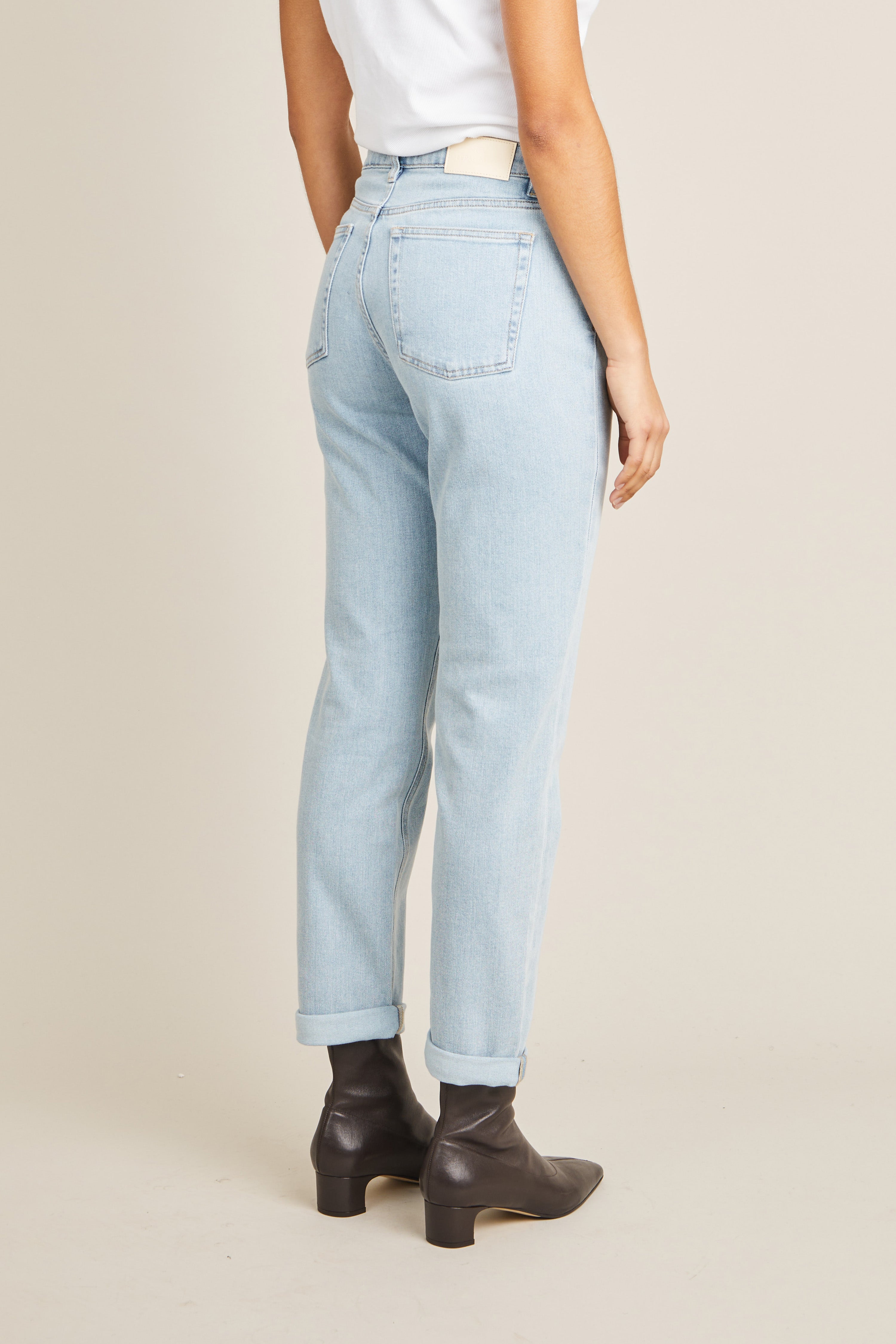 le-pantalon-jeans-femme-girlfriend-vintage-bleached-jean-d-lav image 5