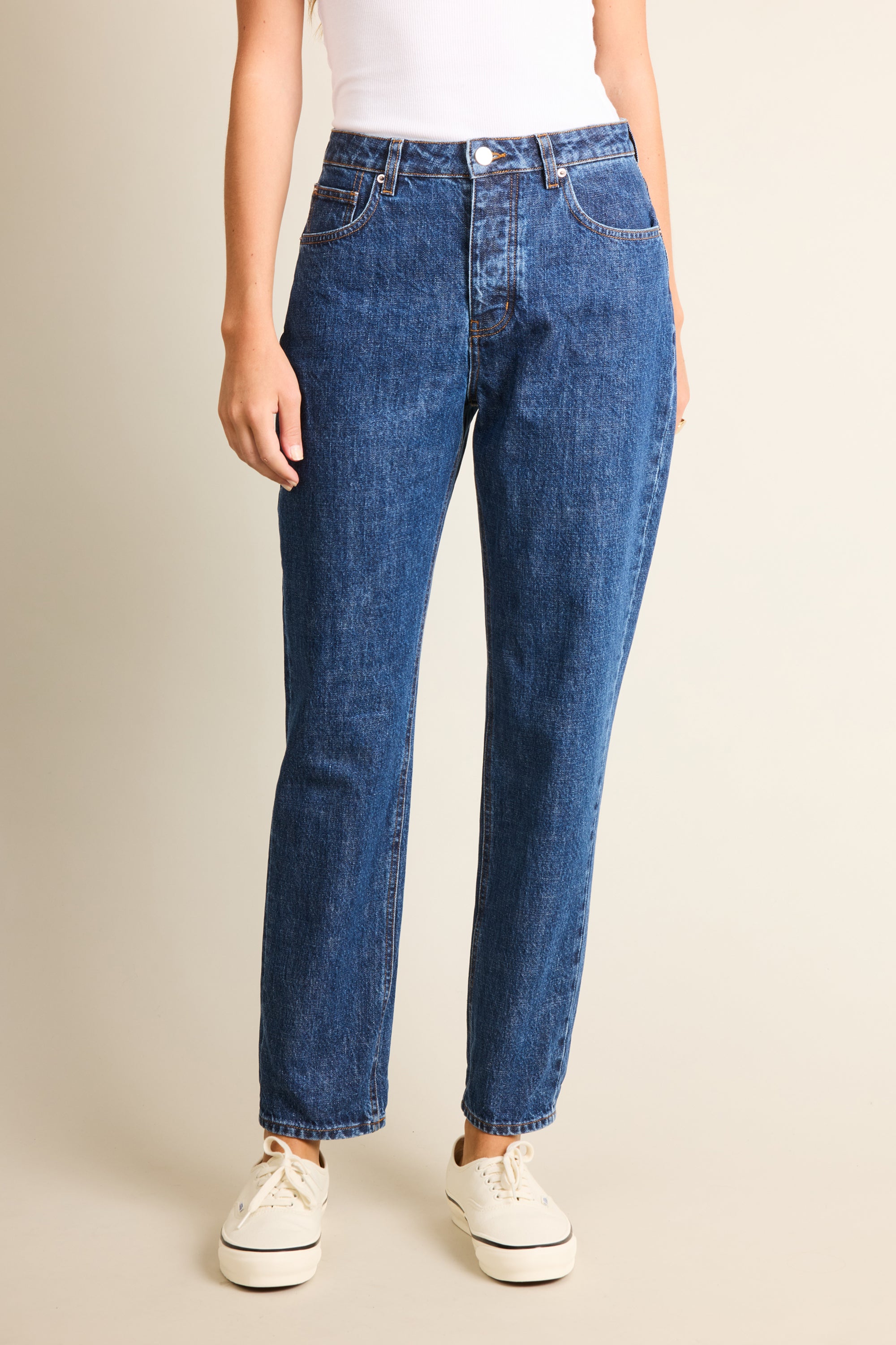 le-pantalon-jean-droit-jean-bleu-coton-bio-gots image 5