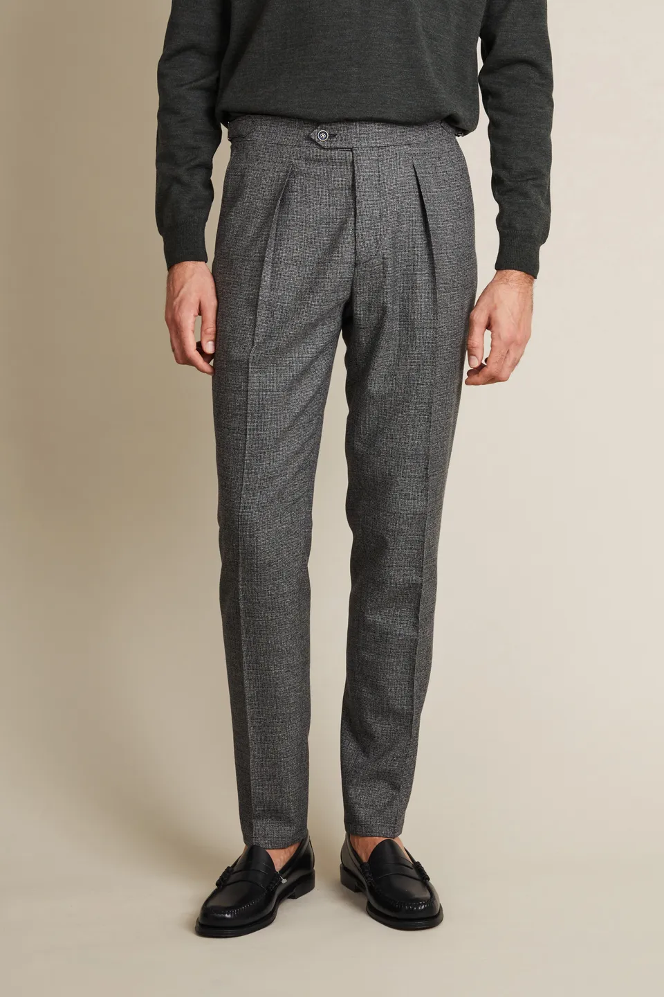 le-pantalon-pantalon-patte-de-serrage-gris-laine image 1