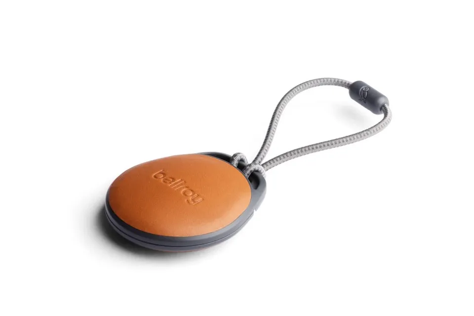 bellroy-tag-case-coque-airtag-cuir-terre-cuite image 1