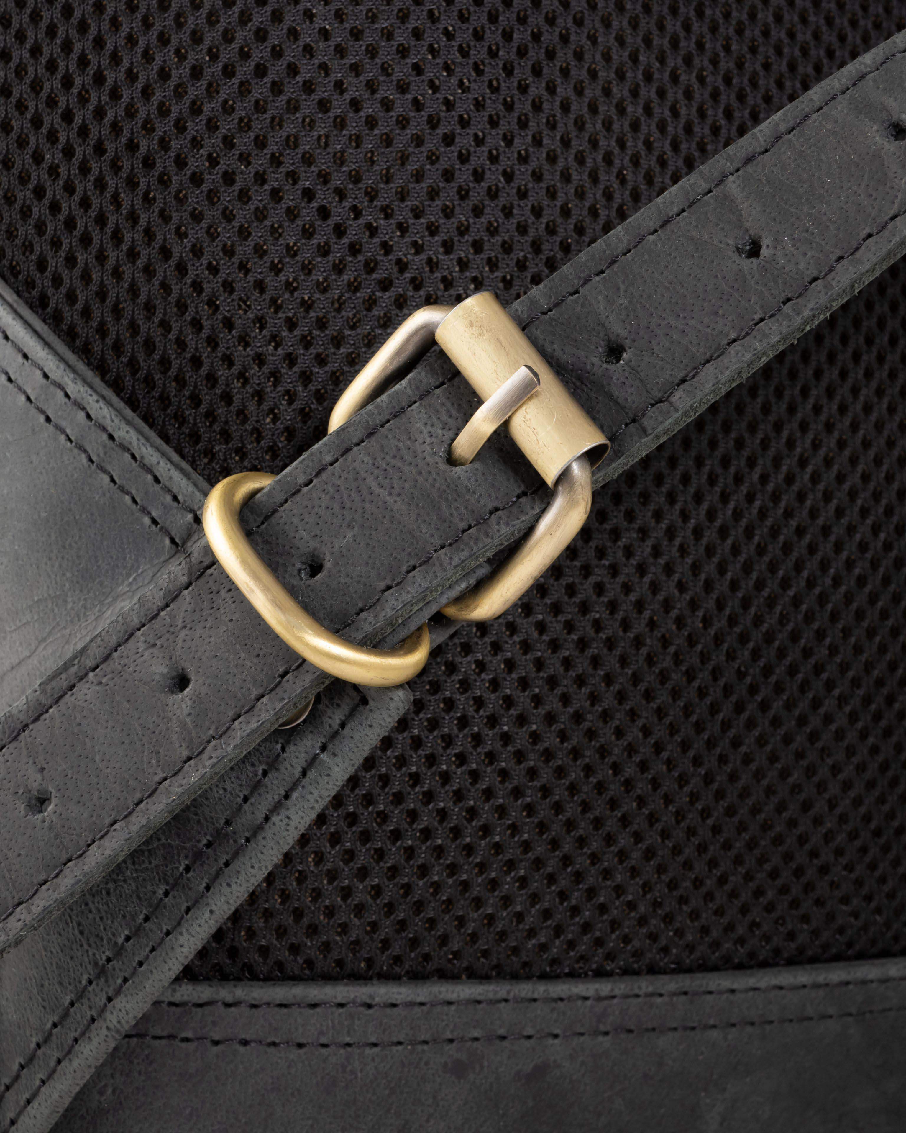 berliner-bags-paris-sac-dos-cuir-gris-fonc-rolltop image 8