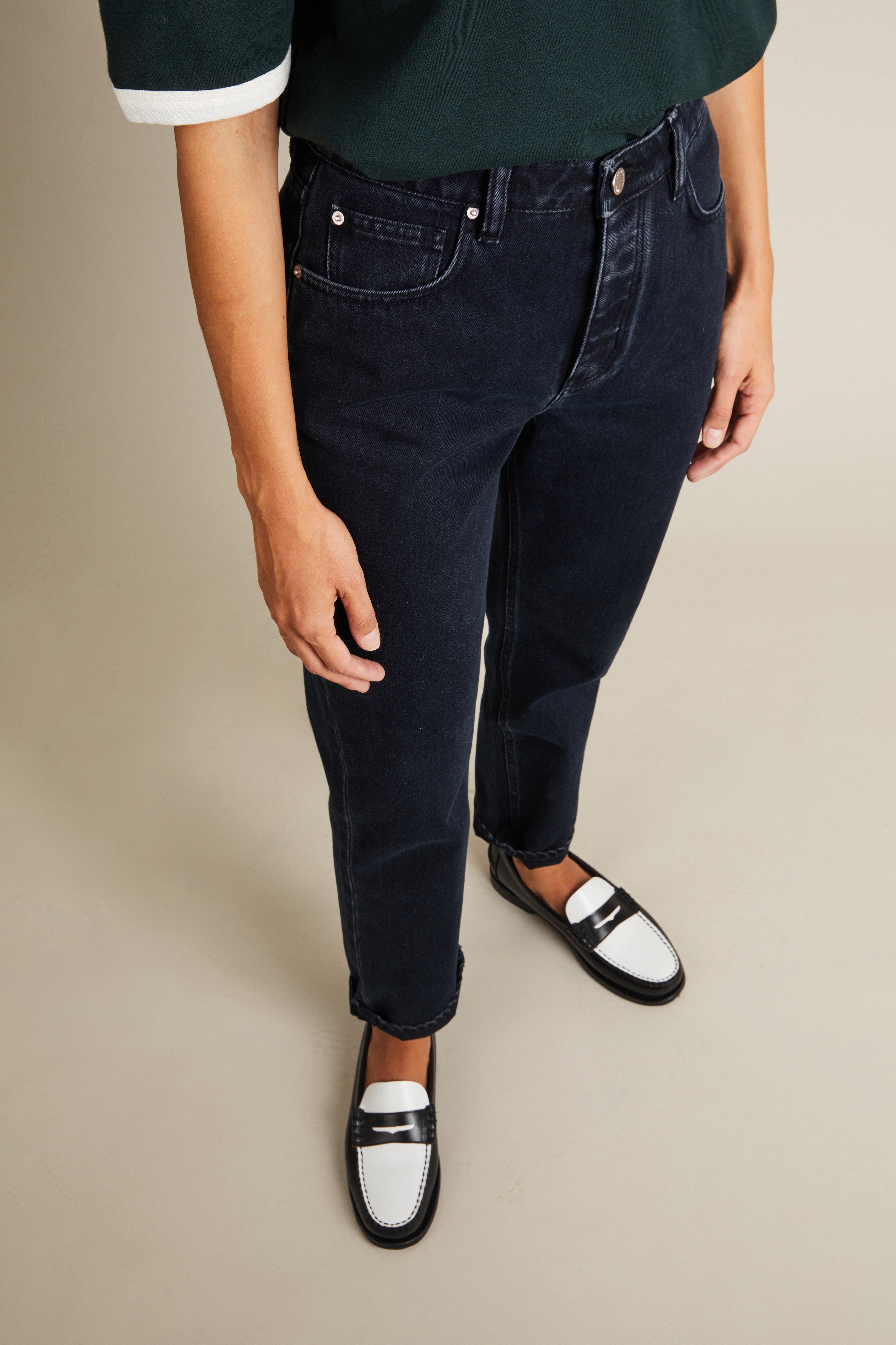 le-pantalon-jean-droit-noir-jean-homme-coton-bio image 6