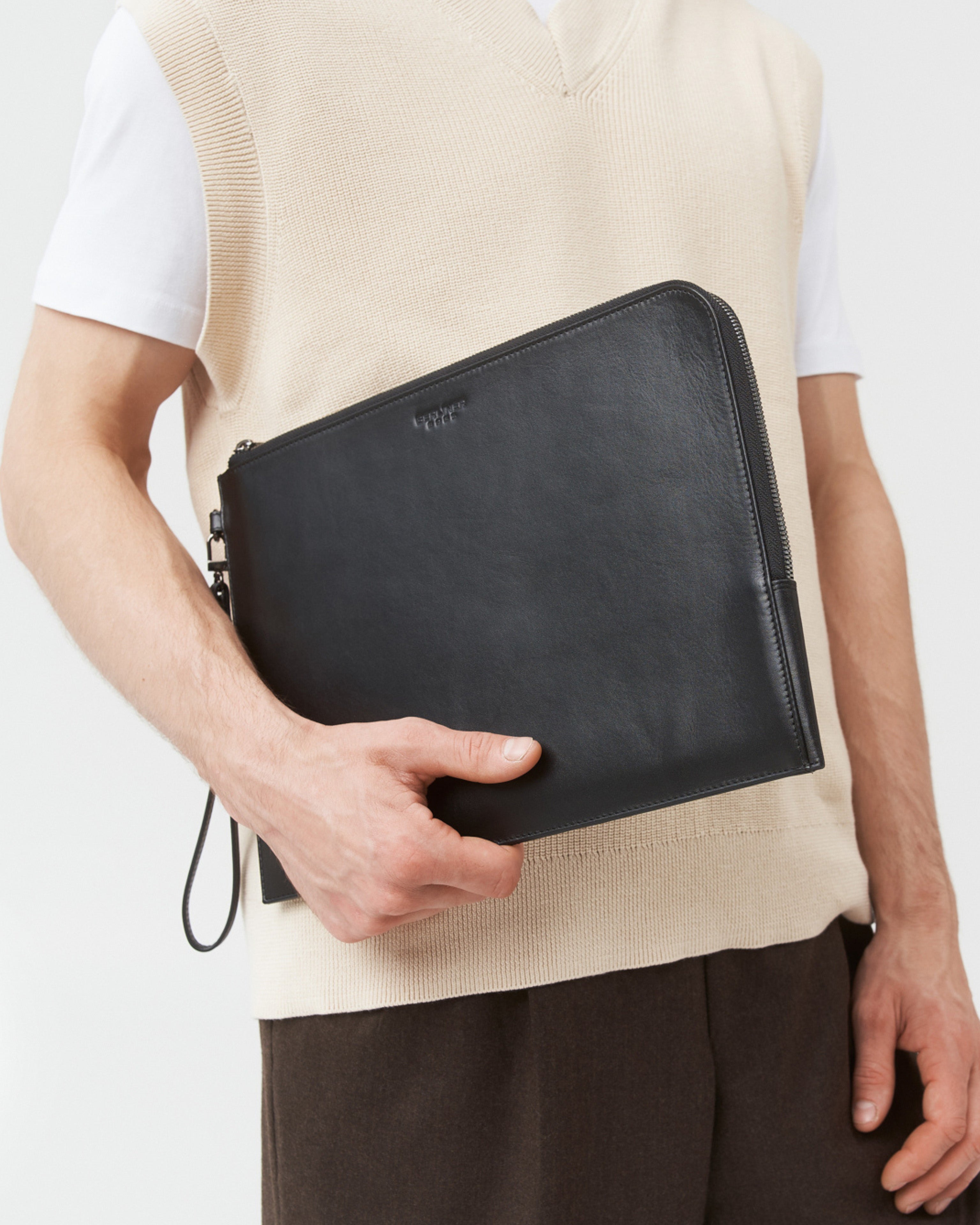 berliner-bags-alex-xl-pochette-cuir-noir-documents image 2