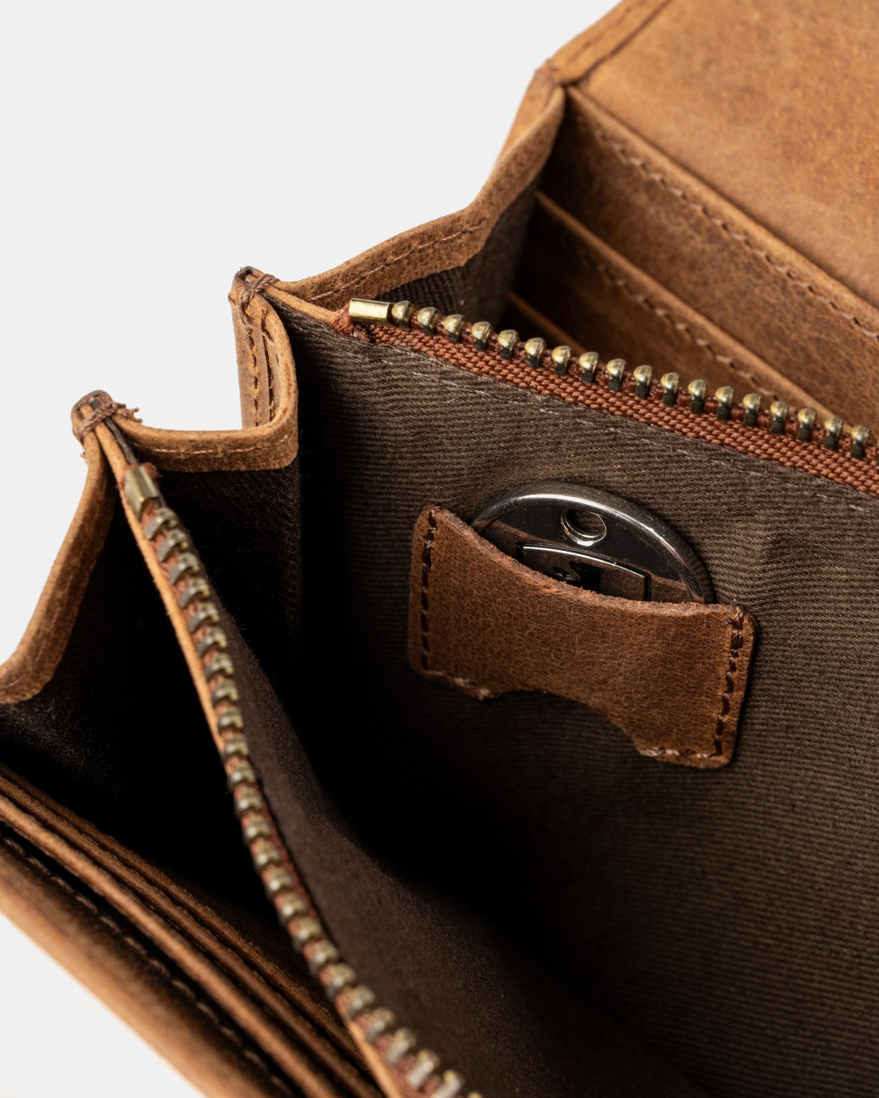 berliner-bags-iris-portefeuille-camel-rfid-enveloppe image 8