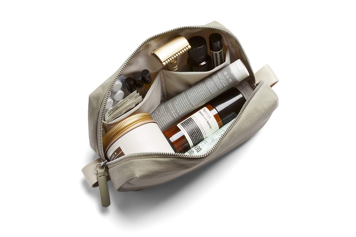 bellroy-toiletry-kit-premium-trousse-toilette-cuir-lichen-grey image 2