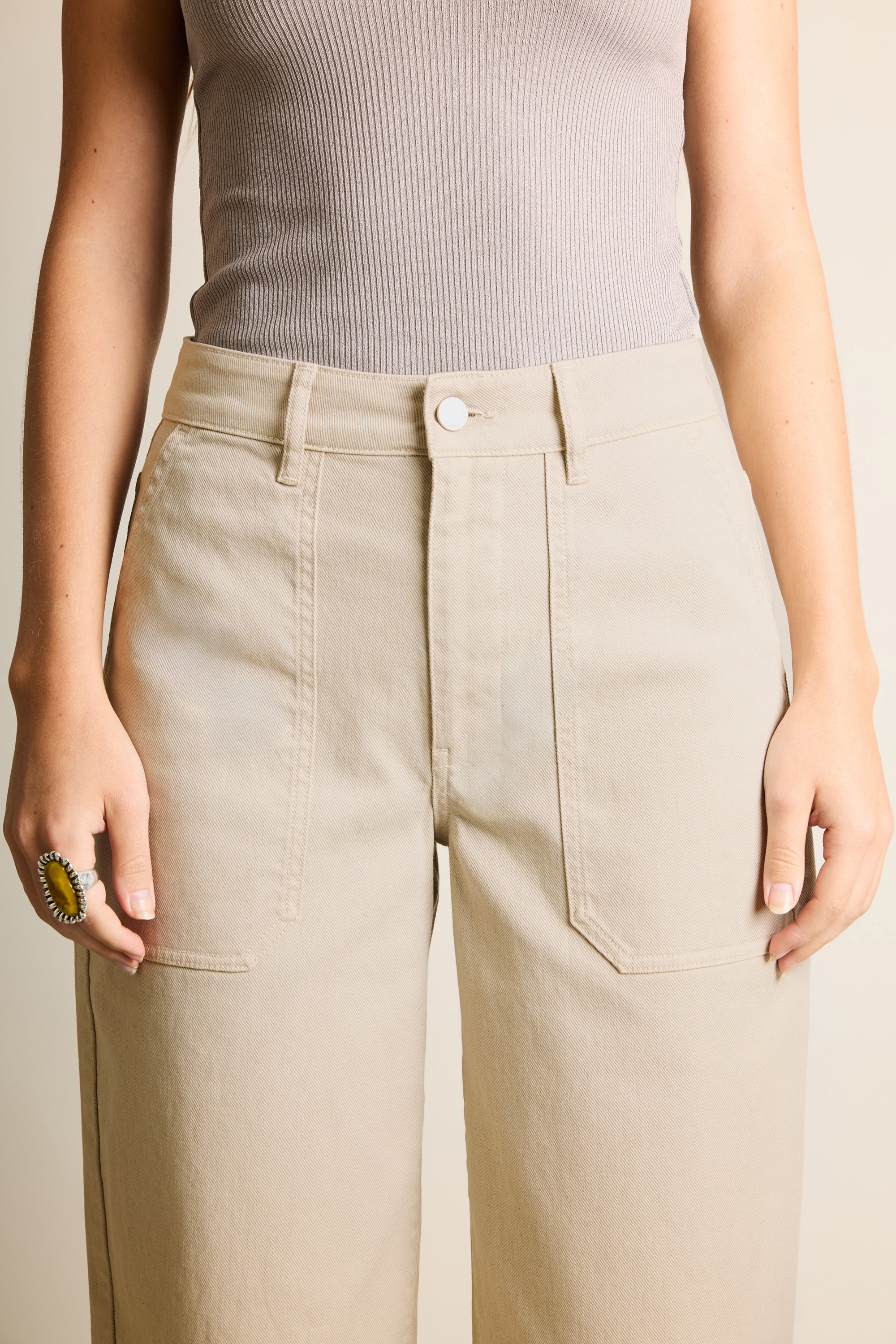 le-pantalon-jeans-femme-jean-balloon-fatigue-sable-large image 5