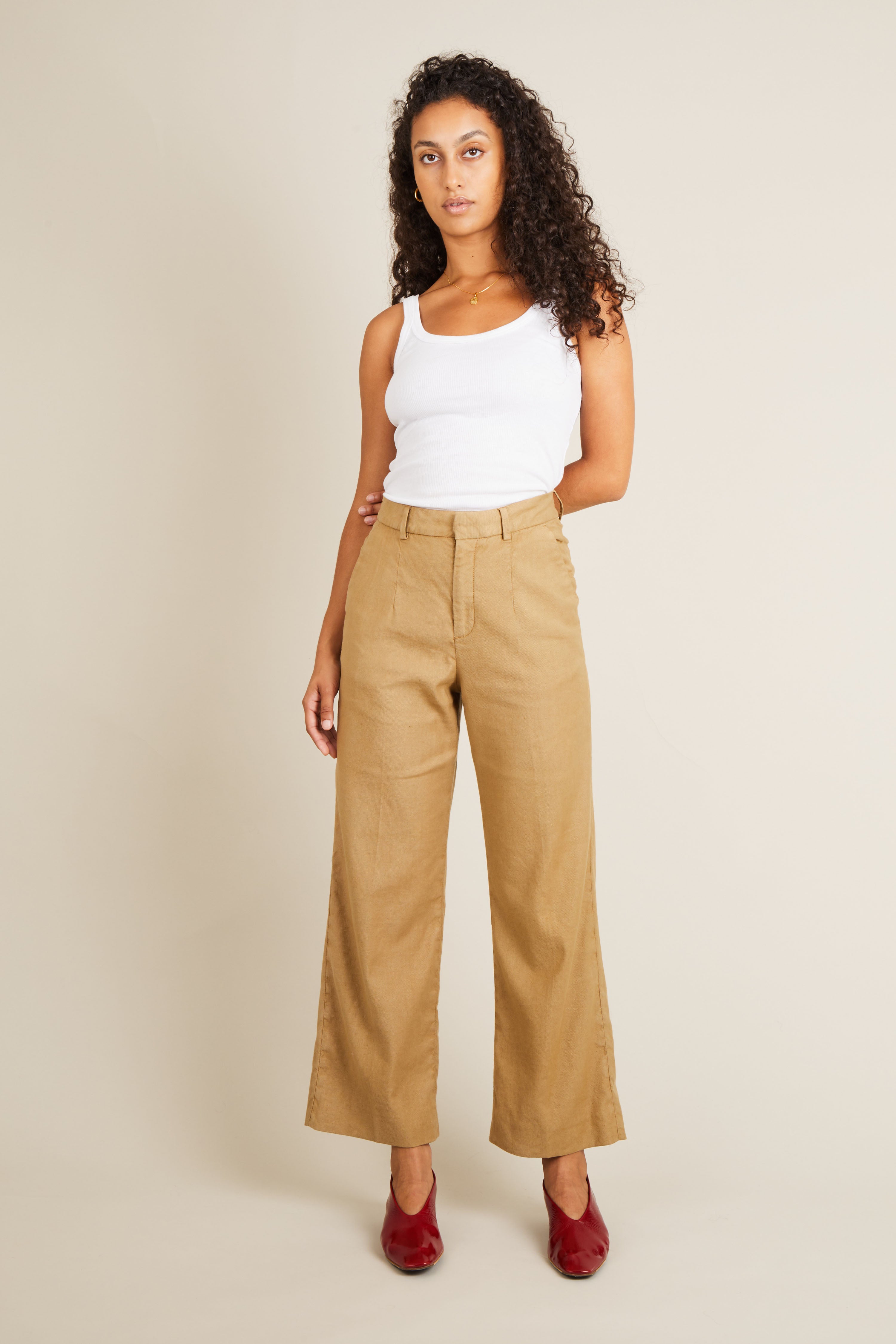 le-pantalon-flare-coton-lin-pantalon-beige-fonc-femme image 4