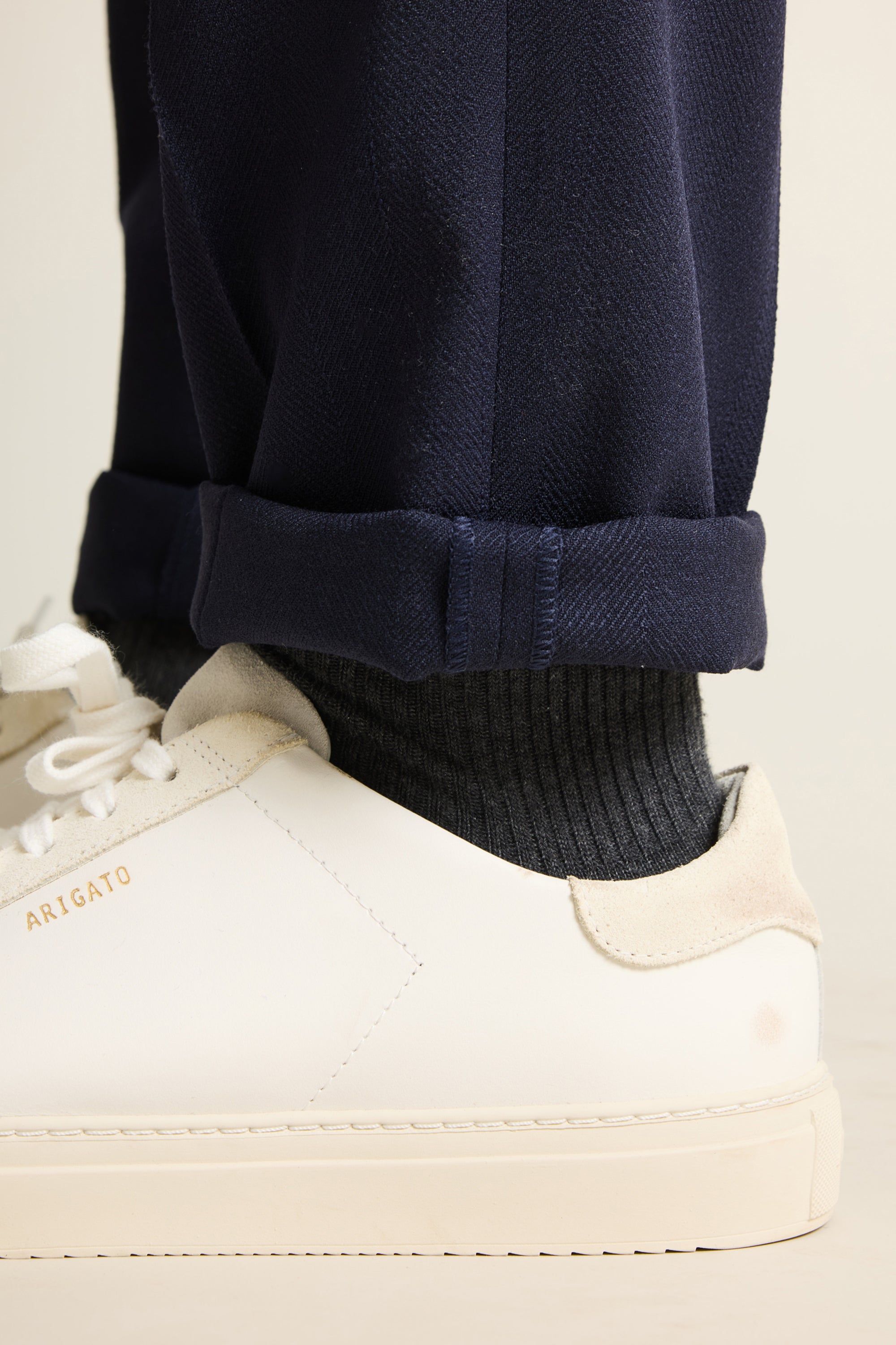 le-pantalon-jogpant-chevron-pantalon-jogging-homme-bleu-marine-laine image 8