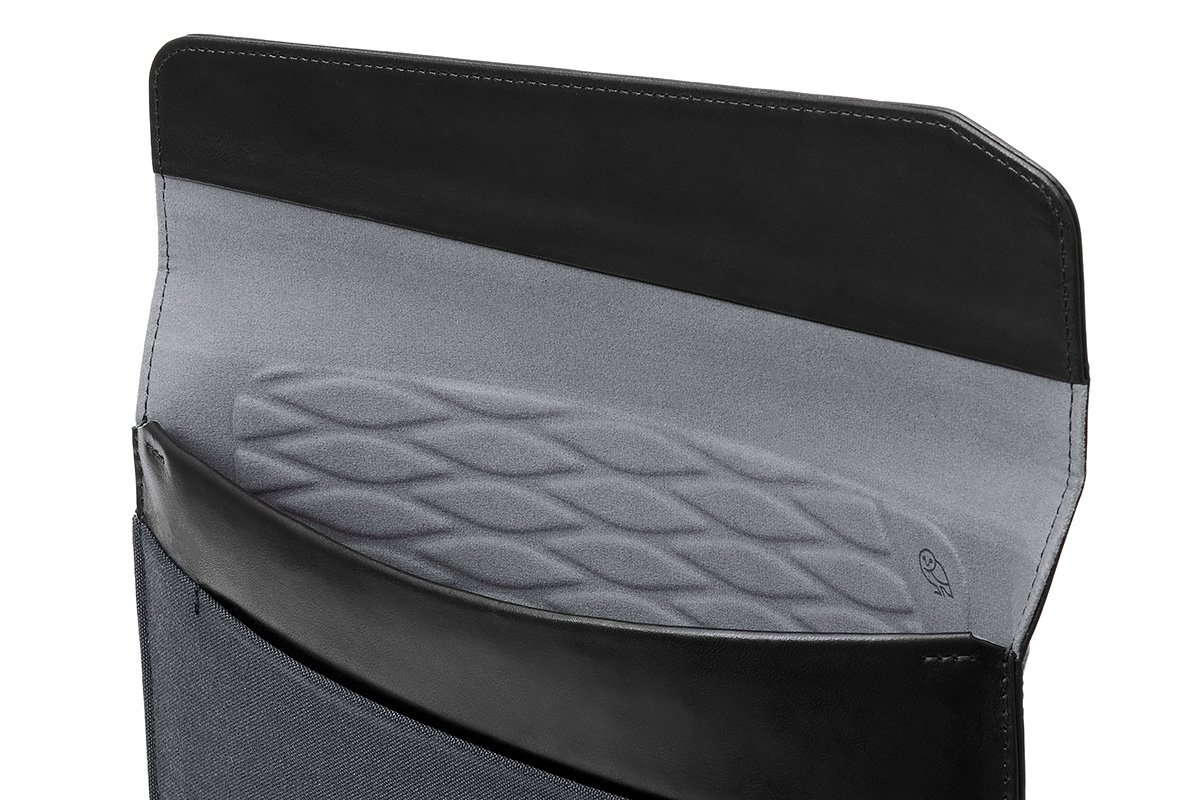 bellroy-sleeves-extra-12-housse-charcoal-cuir image 3