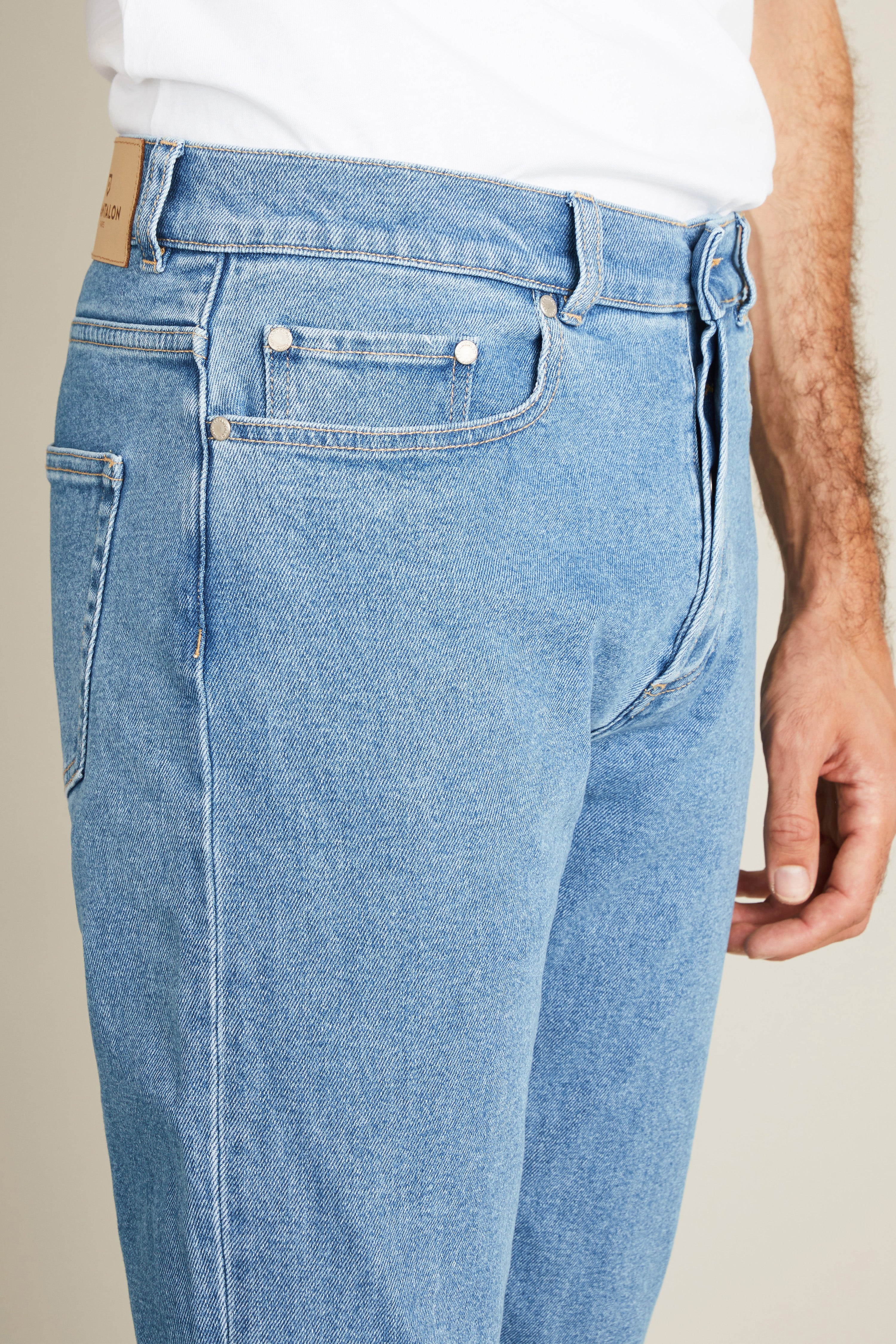 le-pantalon-jean-classique-bleu-medium-semi-slim-stretch image 2