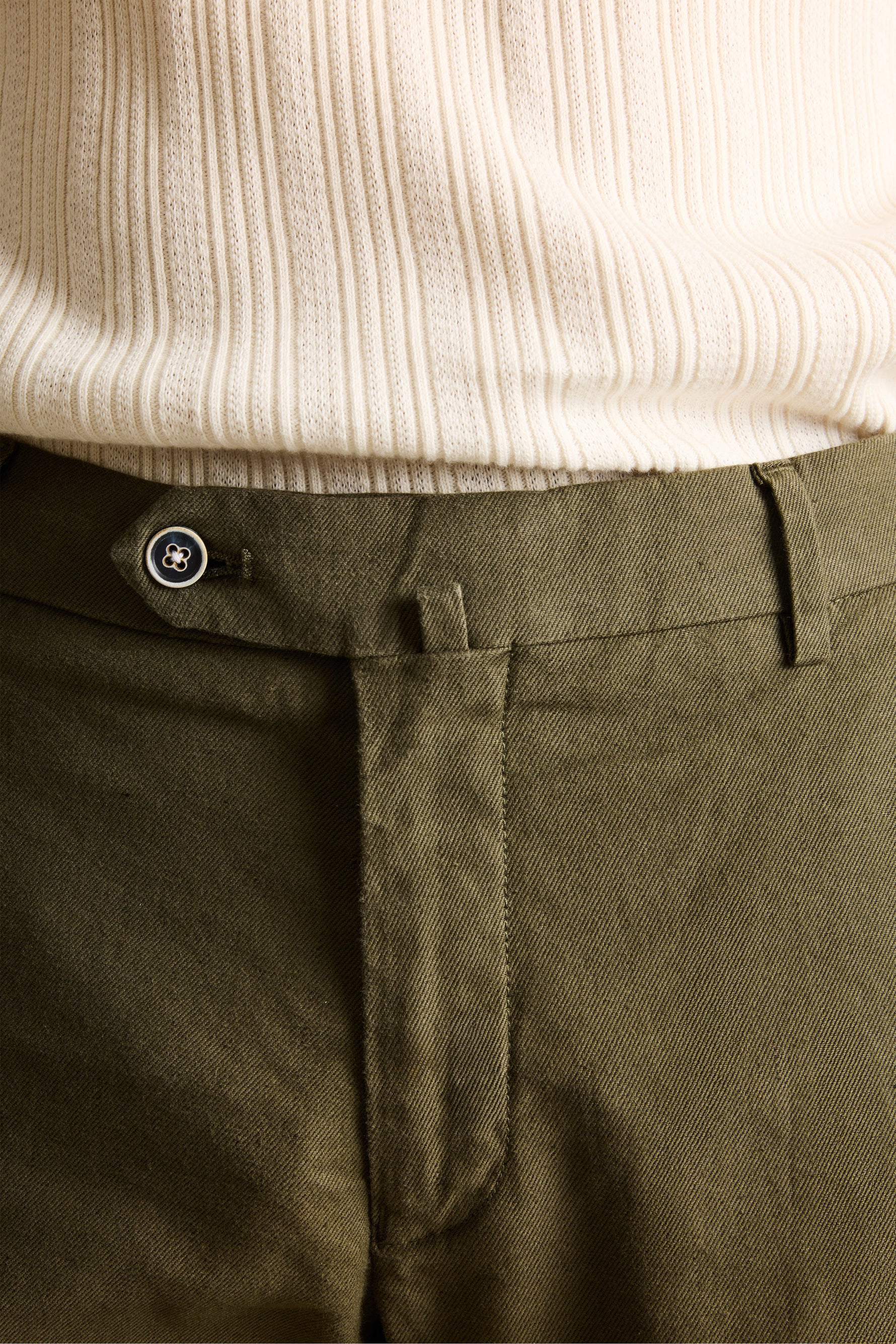 le-pantalon-chinos-homme-chino-coton-lin-kaki-fonc-l-ger image 2
