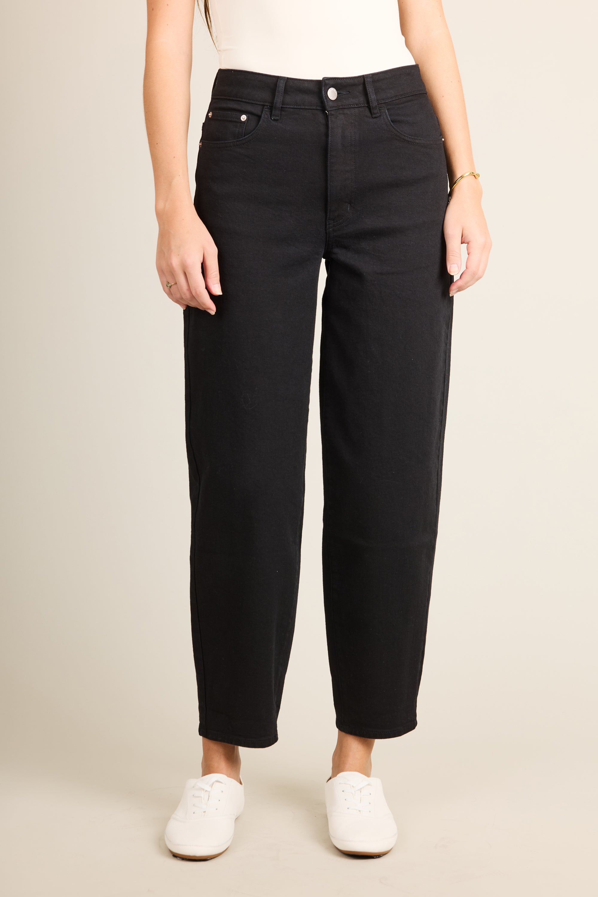 le-pantalon-jean-balloon-noir-jean-large-coton image 1