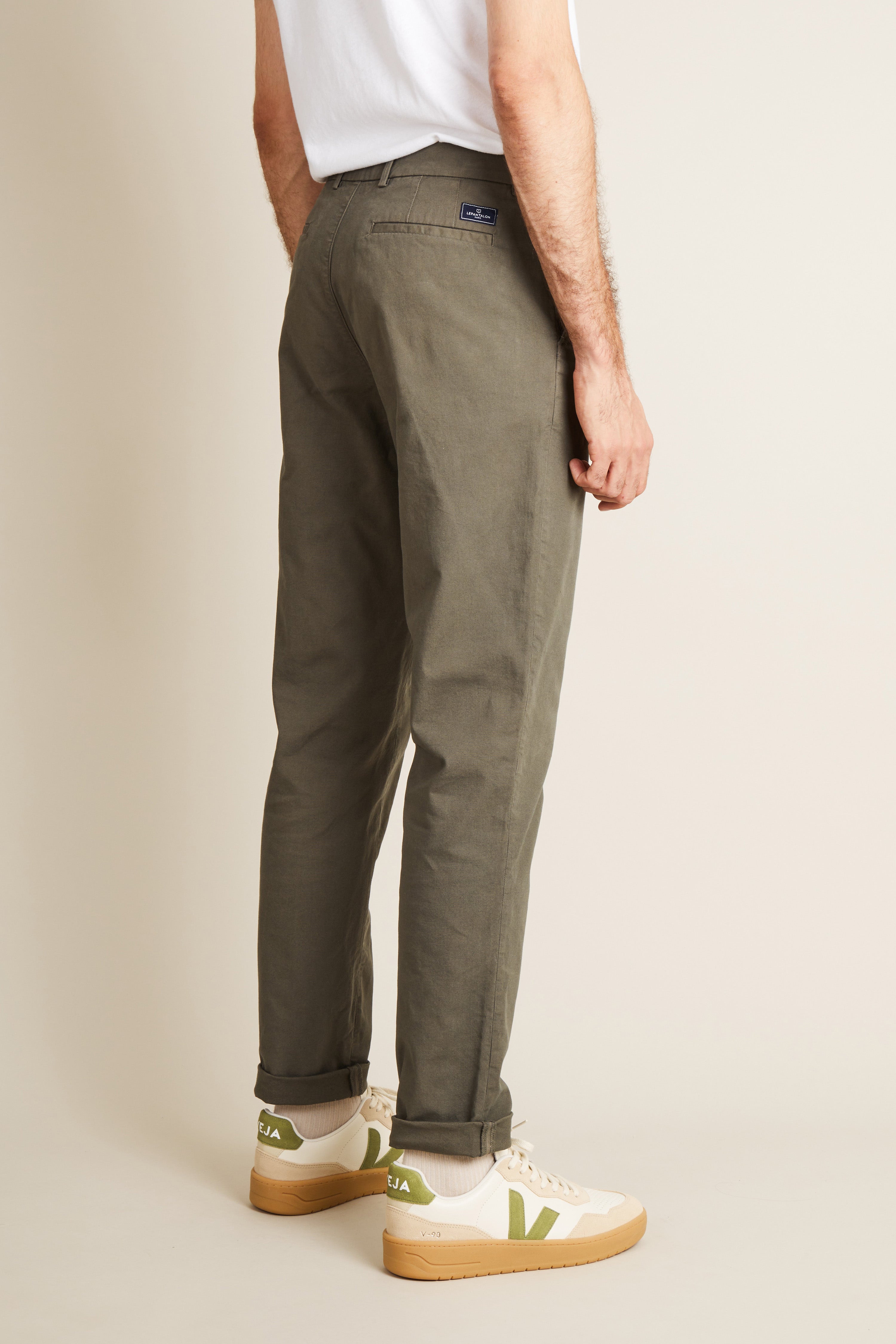 le-pantalon-chino-sport-kaki-chino-homme-coupe-carotte image 4
