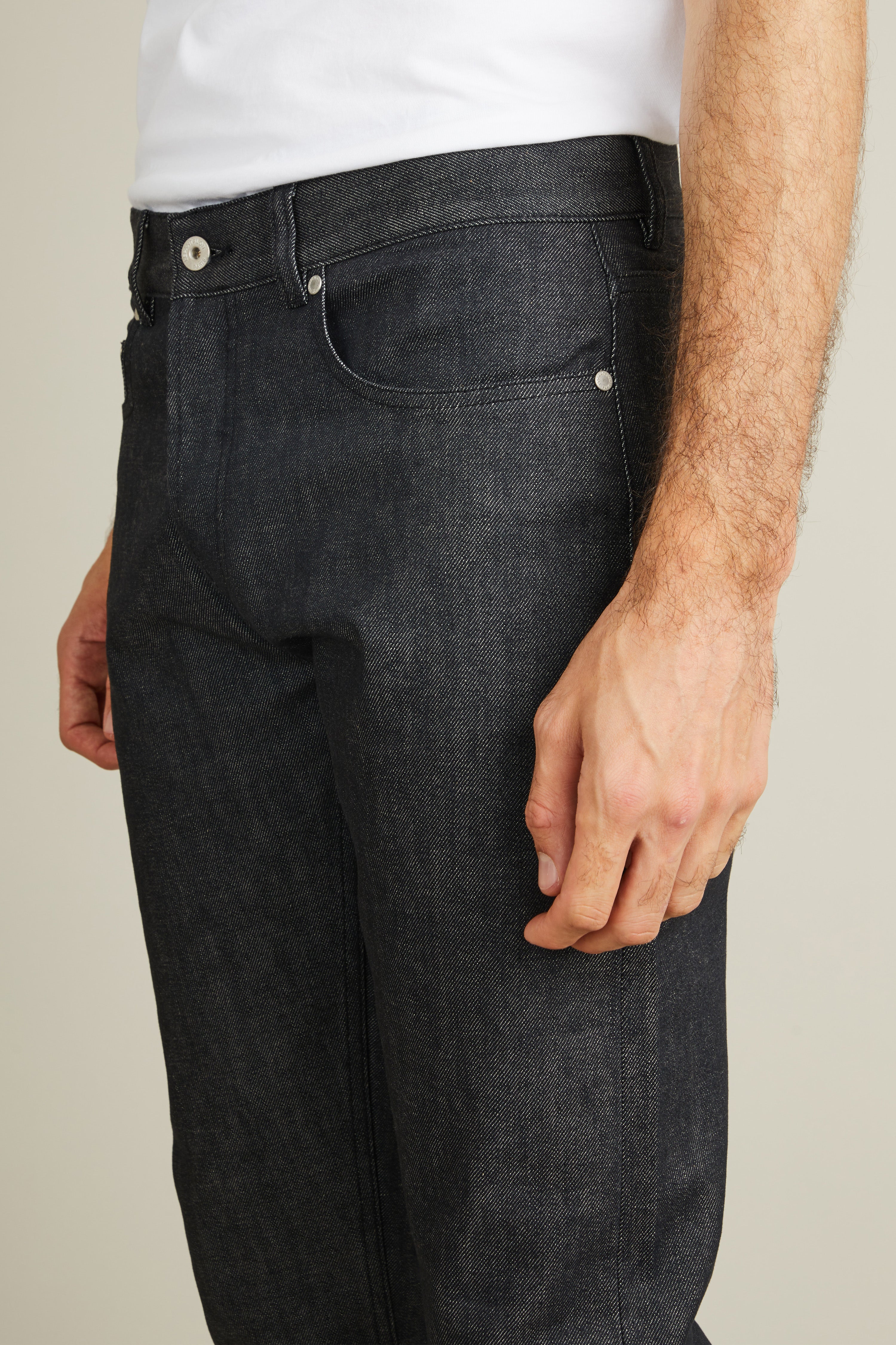 le-pantalon-jean-selvedge-noir-denim-homme-semi-slim-14-oz image 2