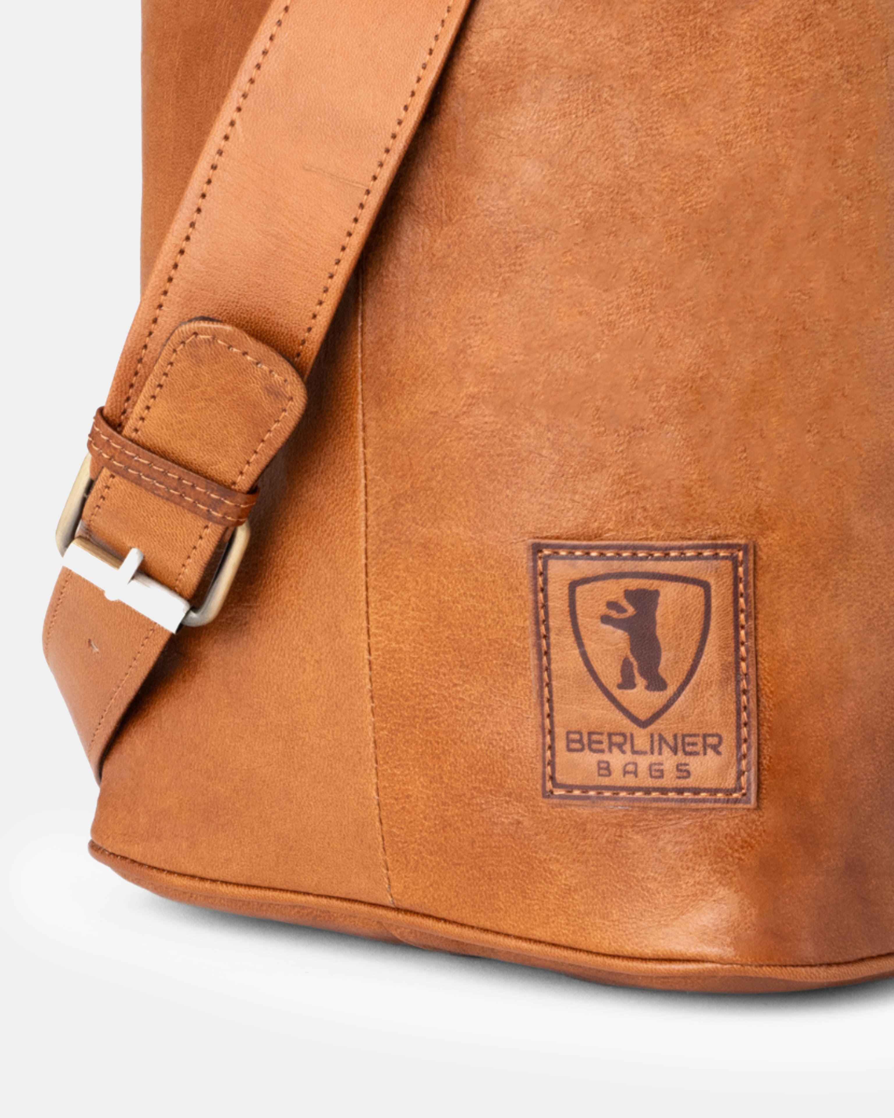 berliner-bags-emilia-2-0-sac-hobo-cuir-marron-vintage-moyen image 7