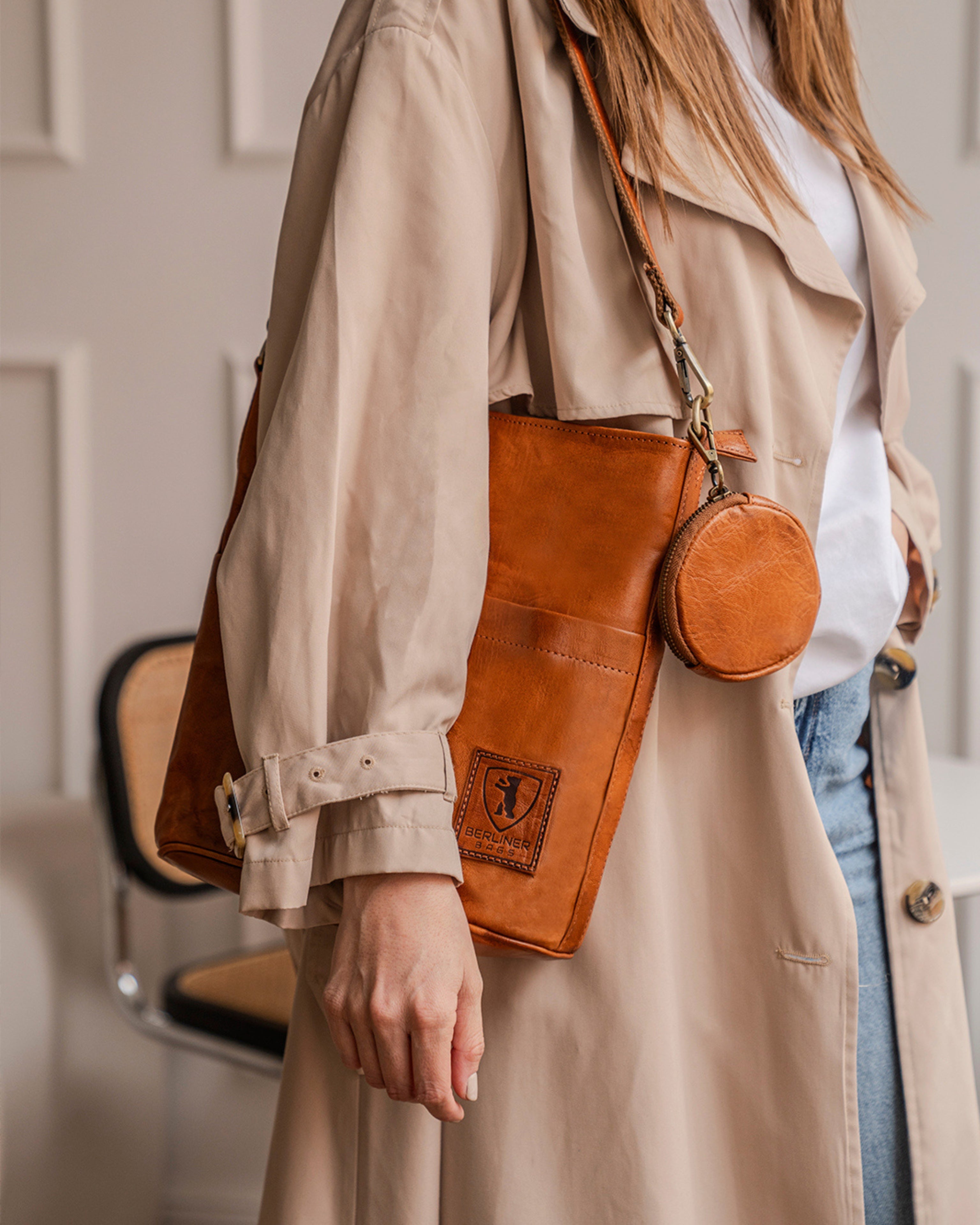berliner-bags-sofia-sac-seau-cuir-vintage-brown image 7