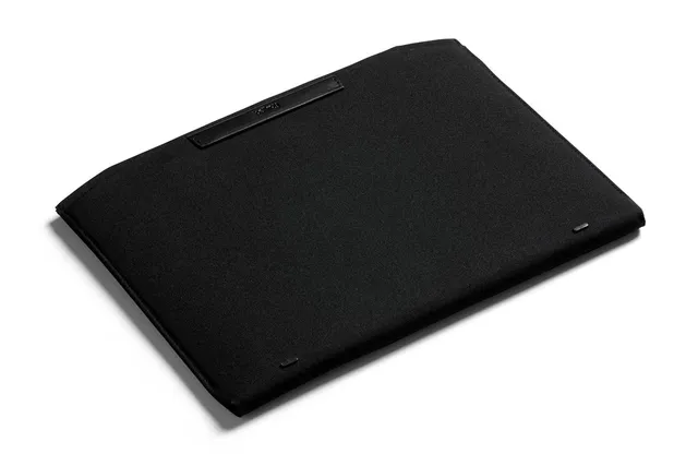 bellroy-laptop-sleeves-housse-pixelbook-pen-cuir-noir-13-pouces image 1
