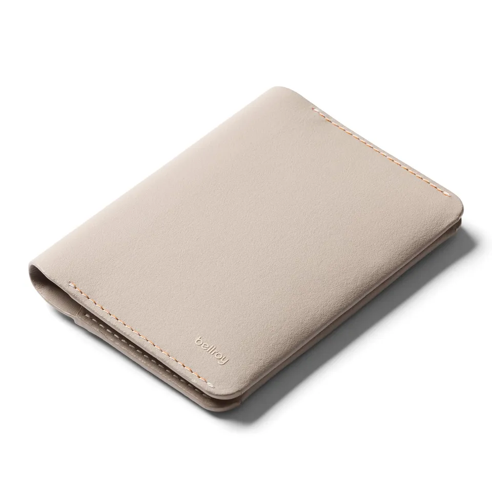 bellroy-innovera-prot-ge-passeport-tahini-ultra-fin-6-cartes image 1
