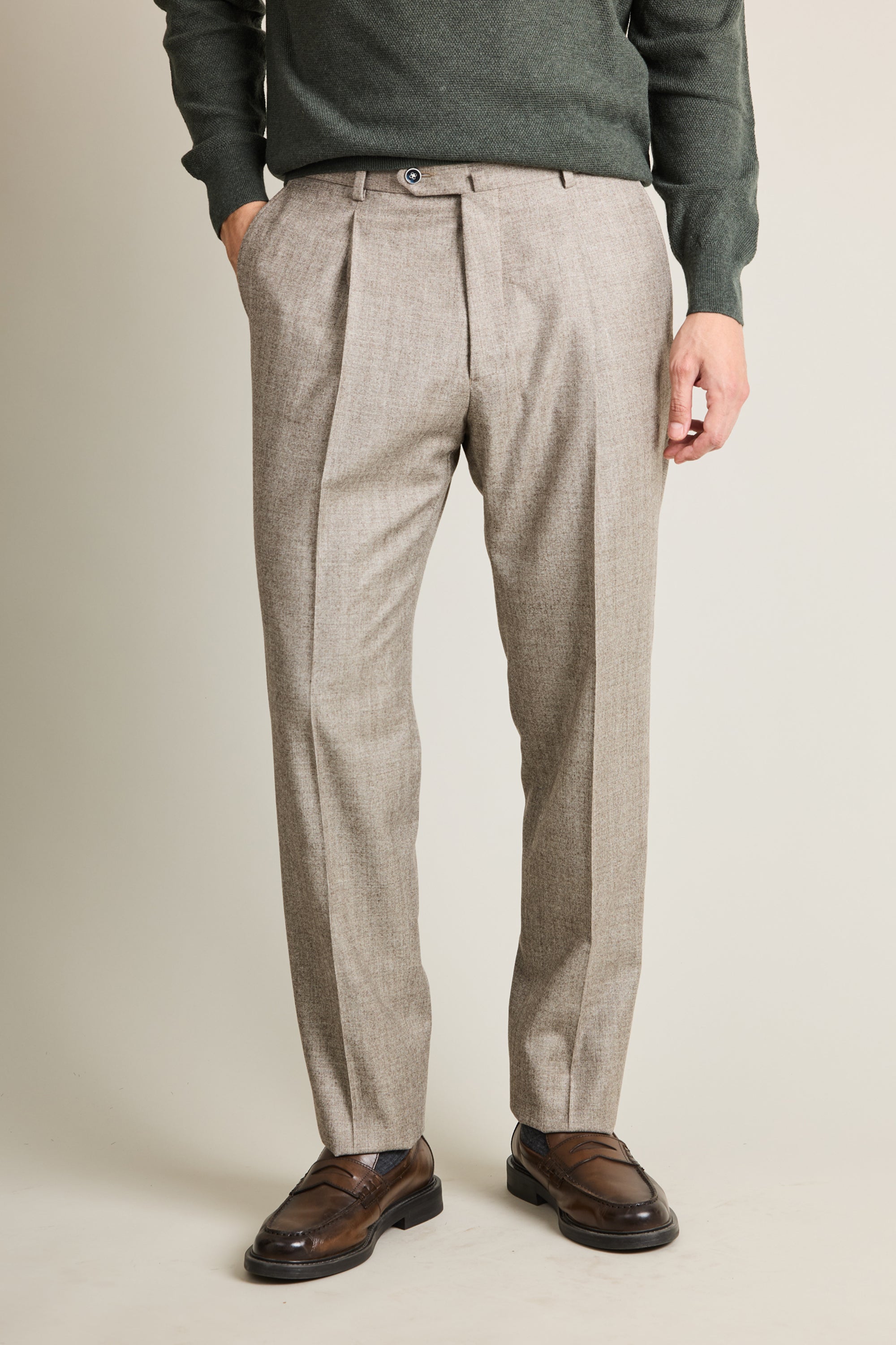 le-pantalon-pantalon-pinces-flanelle-greige-laine-vierge image 1