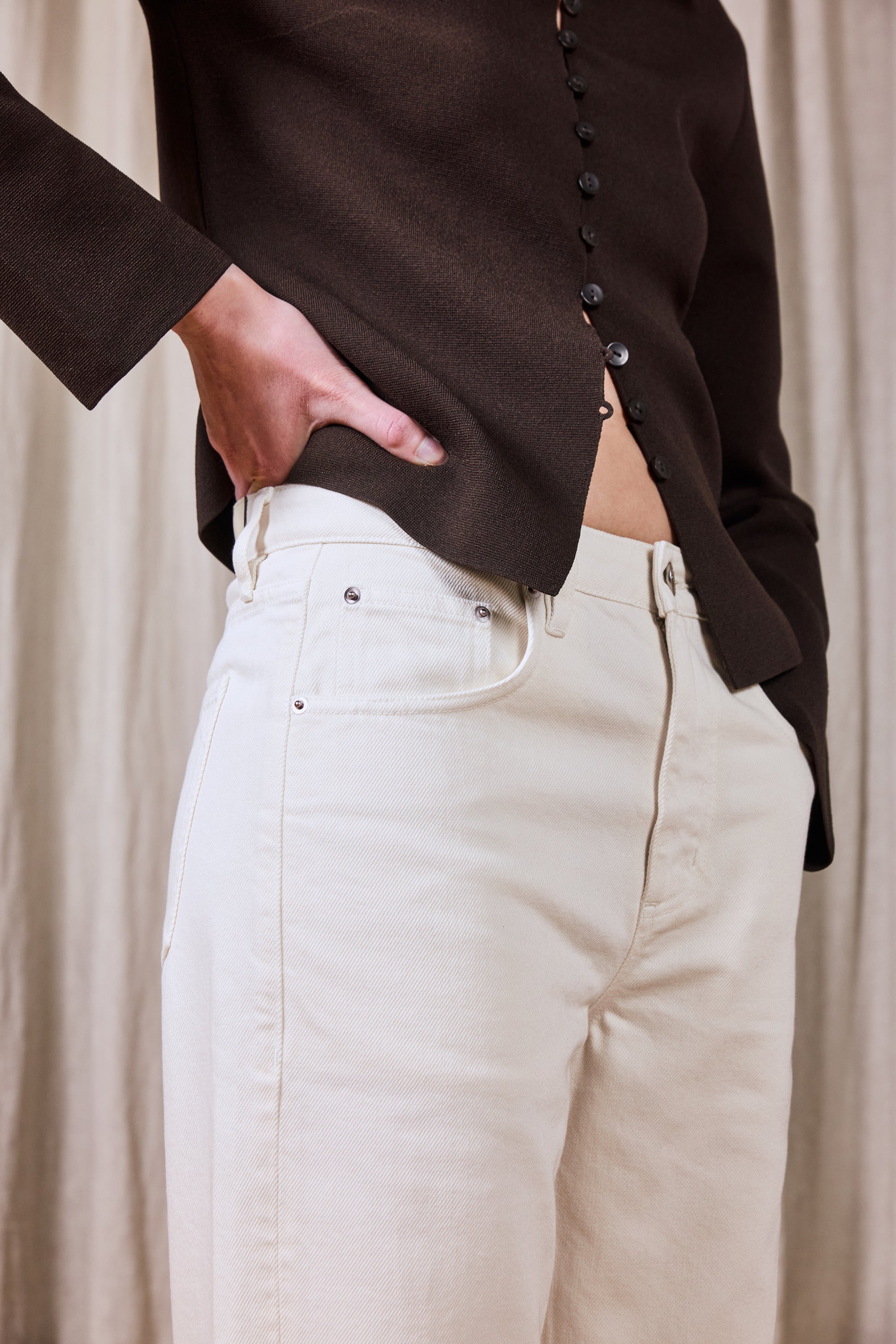 le-pantalon-jean-boyfriend-cru-jean-femme-droit image 2