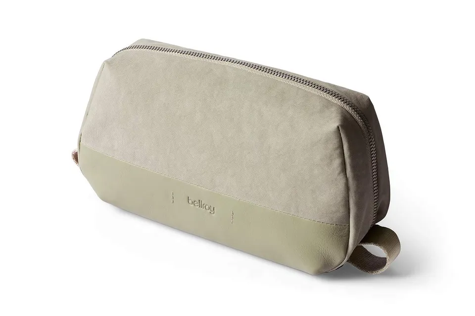 bellroy-toiletry-kit-premium-trousse-toilette-cuir-lichen-grey image 1