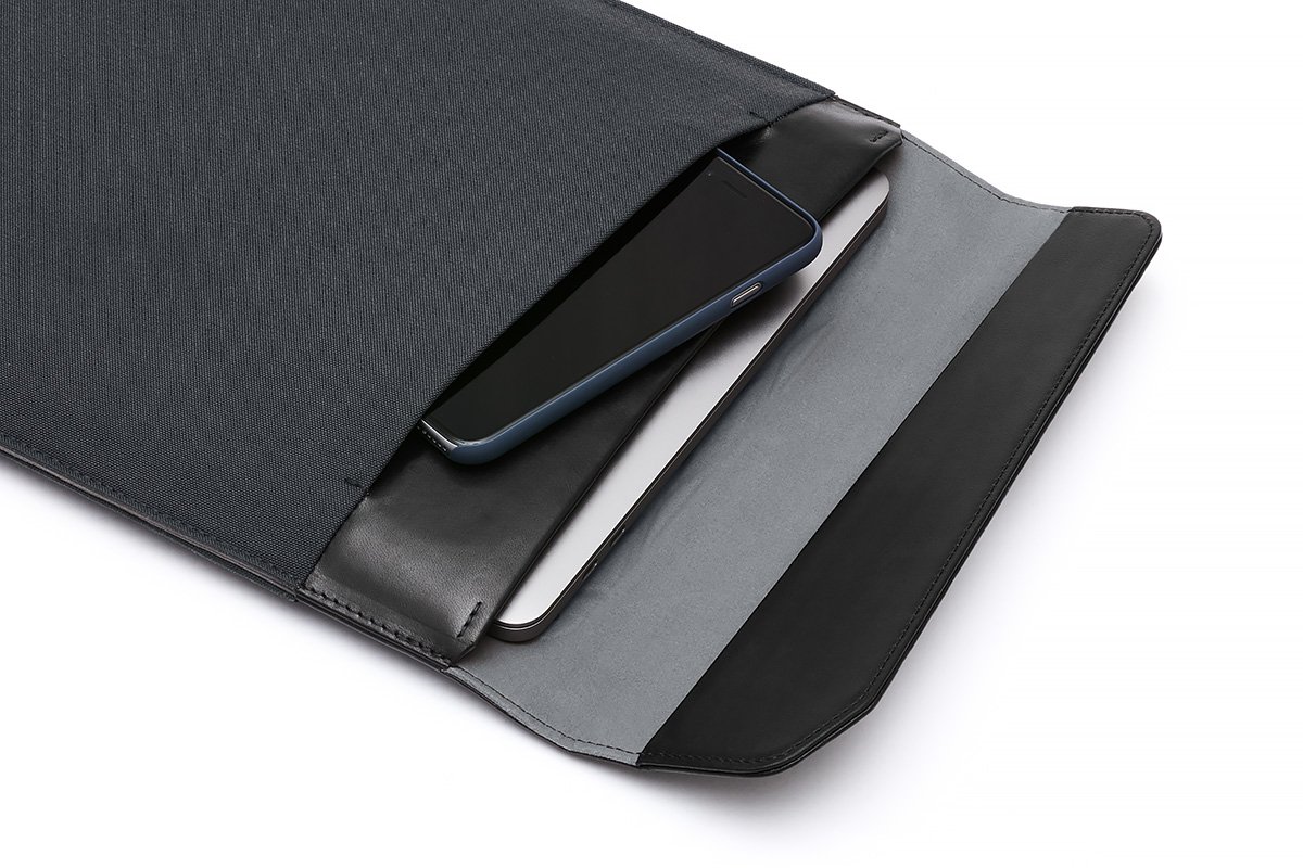 bellroy-sleeves-extra-12-housse-charcoal-cuir image 4
