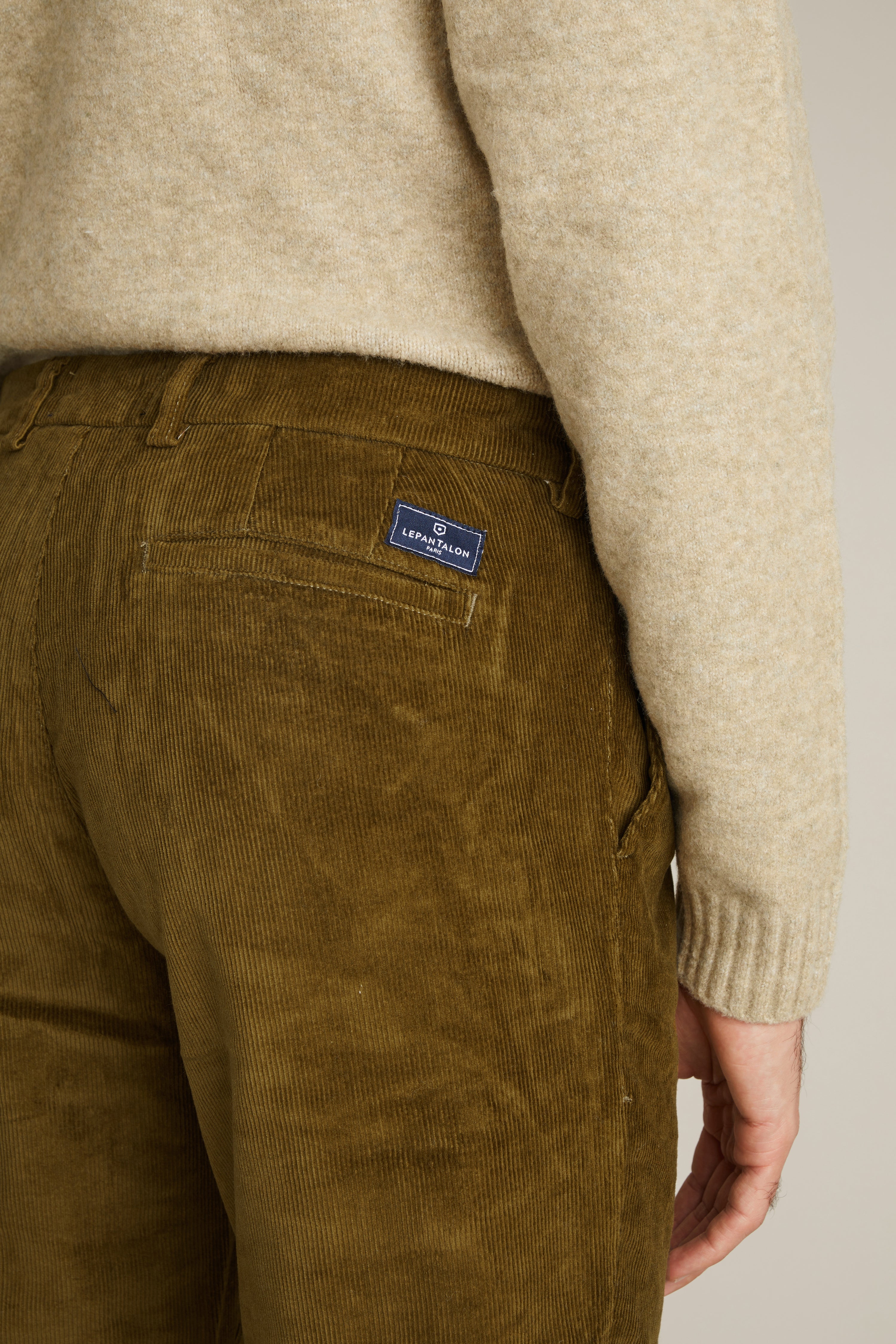 le-pantalon-chino-velours-bronze-pantalon-homme-semi-slim image 3