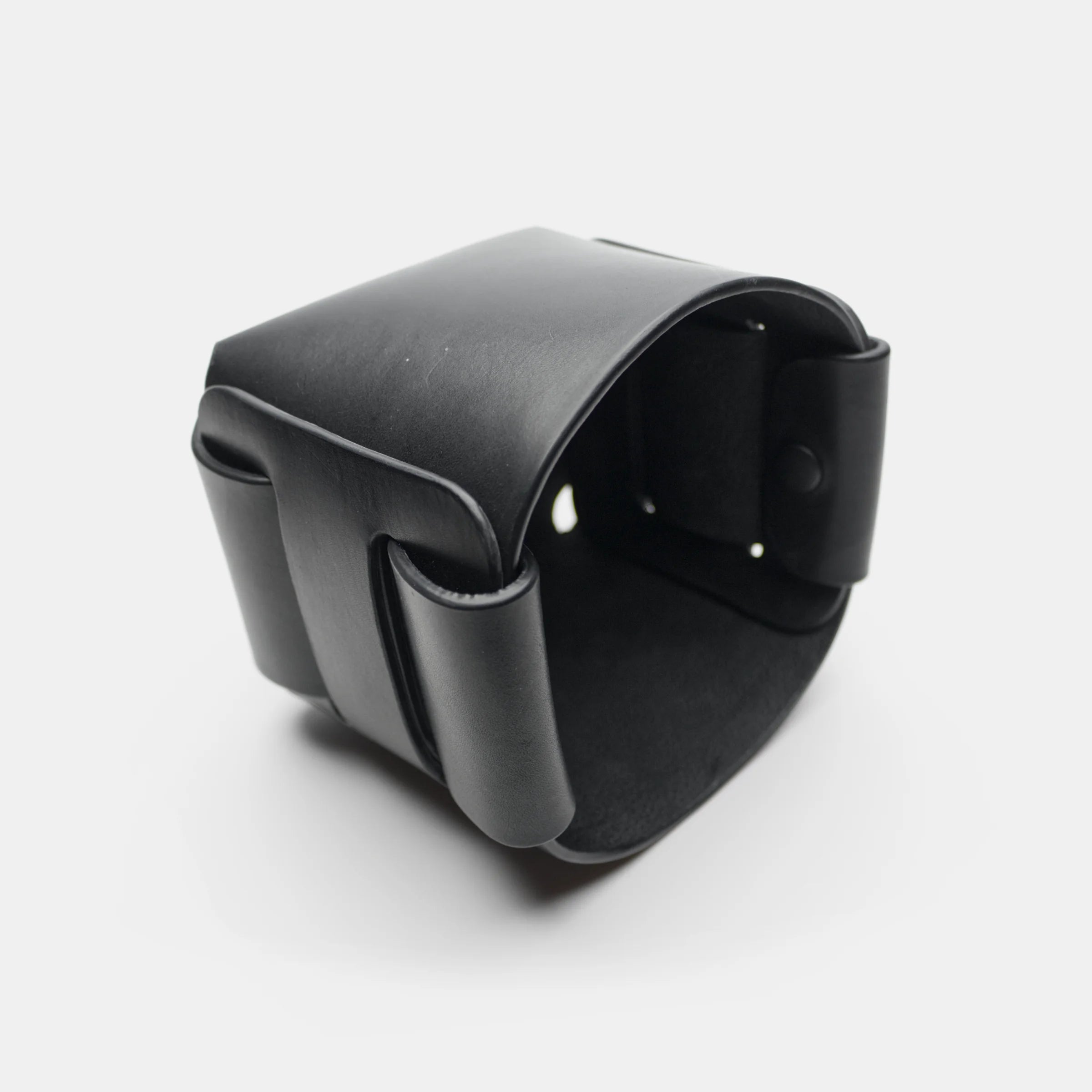 darksails-panier-de-rangement-cuir-noir-vide-poche-bureau image 3